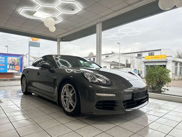Imagine Porsche Panamera Diesel 300 PS Bi-Xenon Scheckheft
