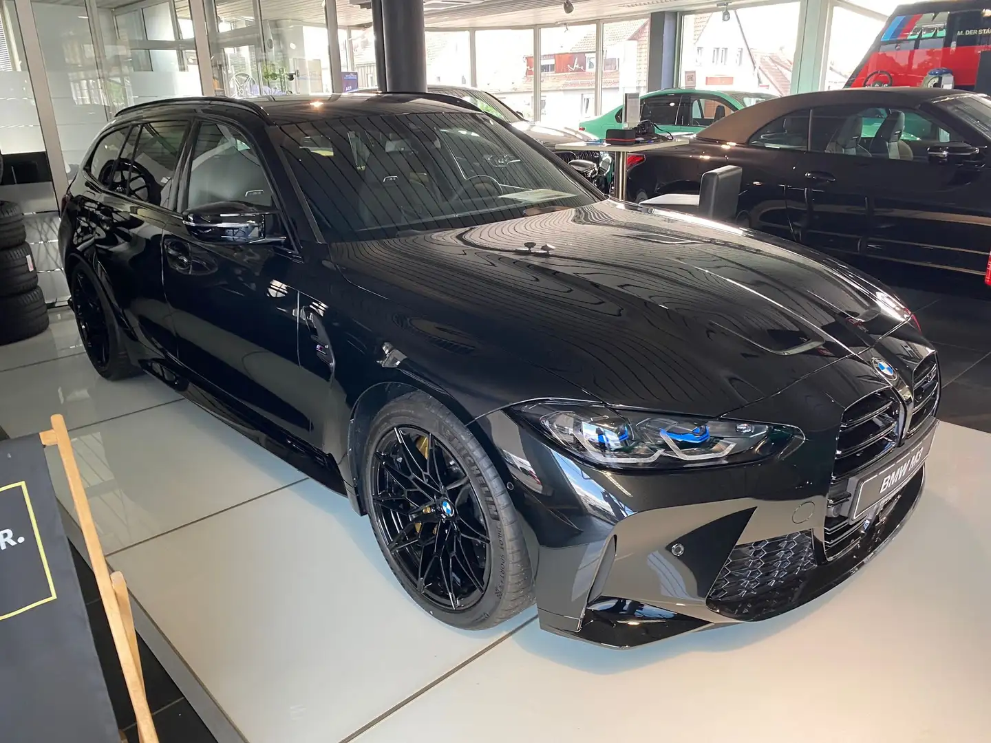 BMW M3 M3 Competition Touring M xDrive Schwarz - 2