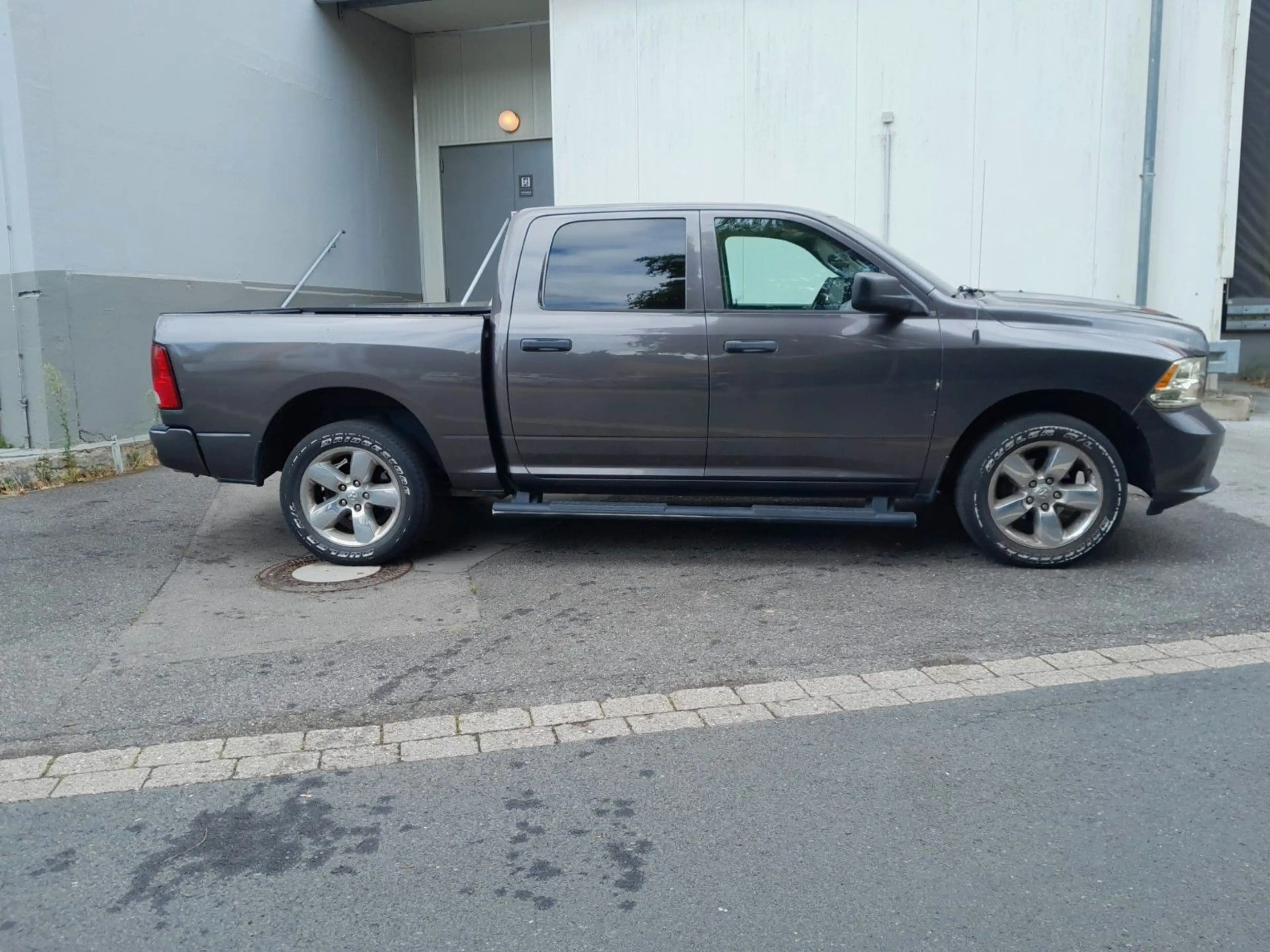 Dodge RAM 1500 5,7 HEMI SPORT V8 6SZ NAVI CAM AHK — photo 6