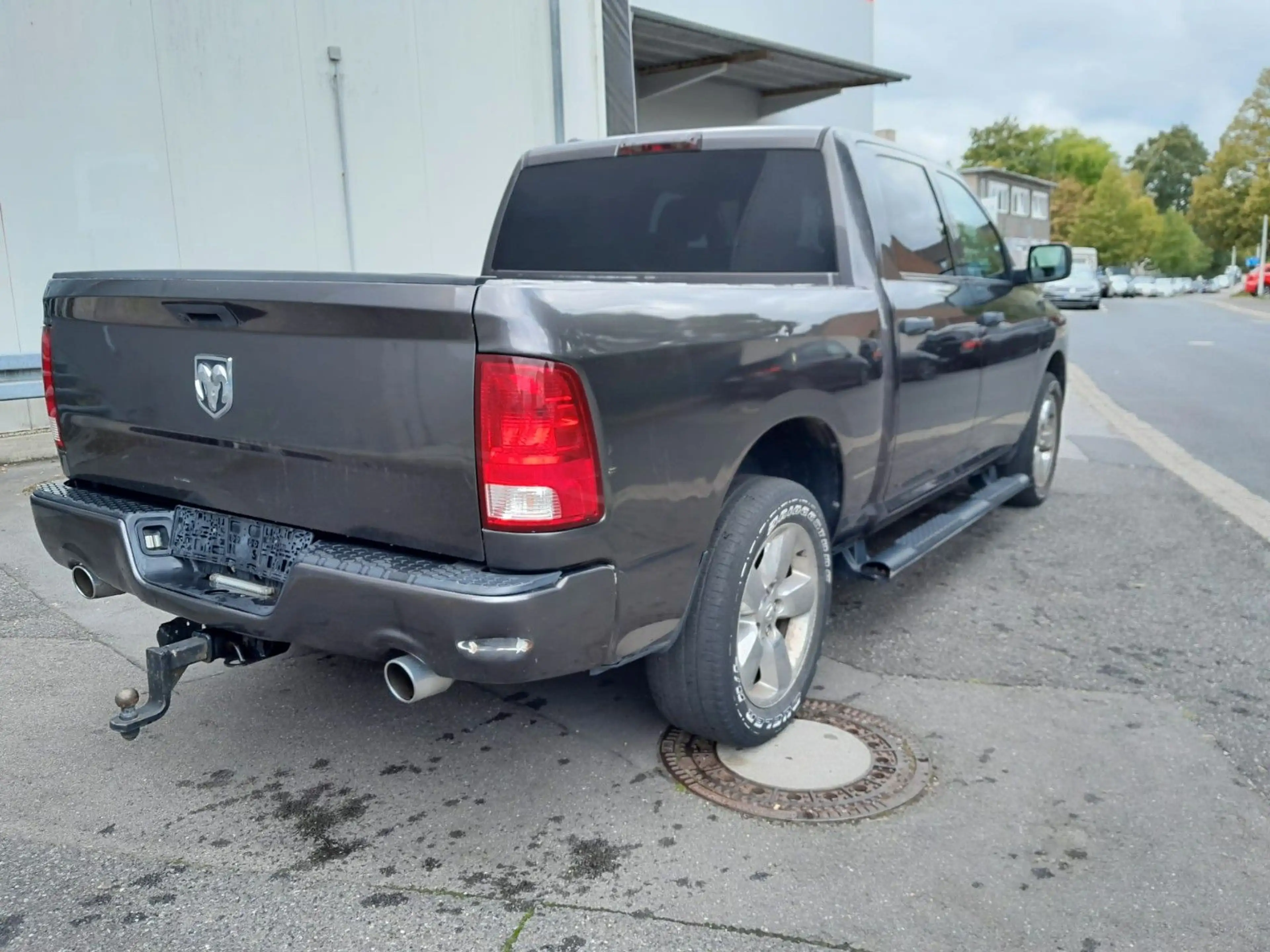 Dodge RAM 1500 5,7 HEMI SPORT V8 6SZ NAVI CAM AHK — photo 10