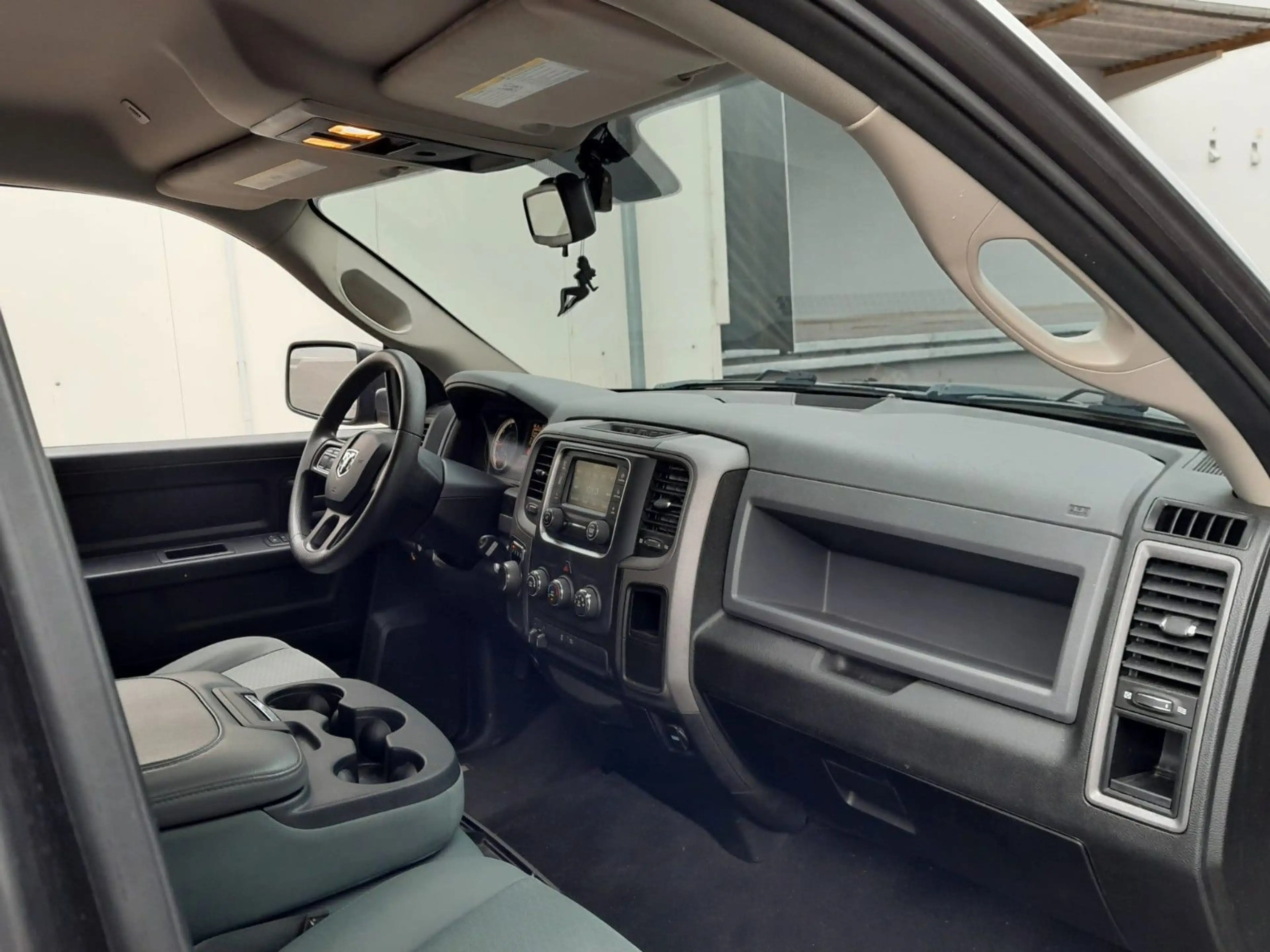 Dodge RAM 1500 5,7 HEMI SPORT V8 6SZ NAVI CAM AHK — photo 19