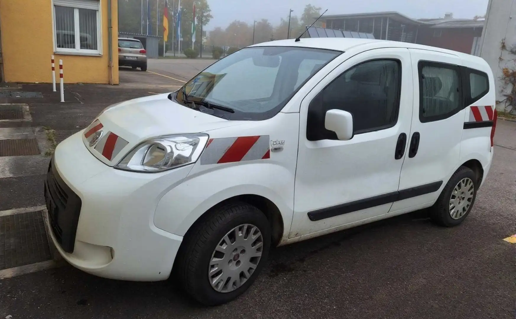 Fiat Qubo 1.4 8V Natural Power Lounge 5 Sitzer Klima 1. Hand Weiß - 1