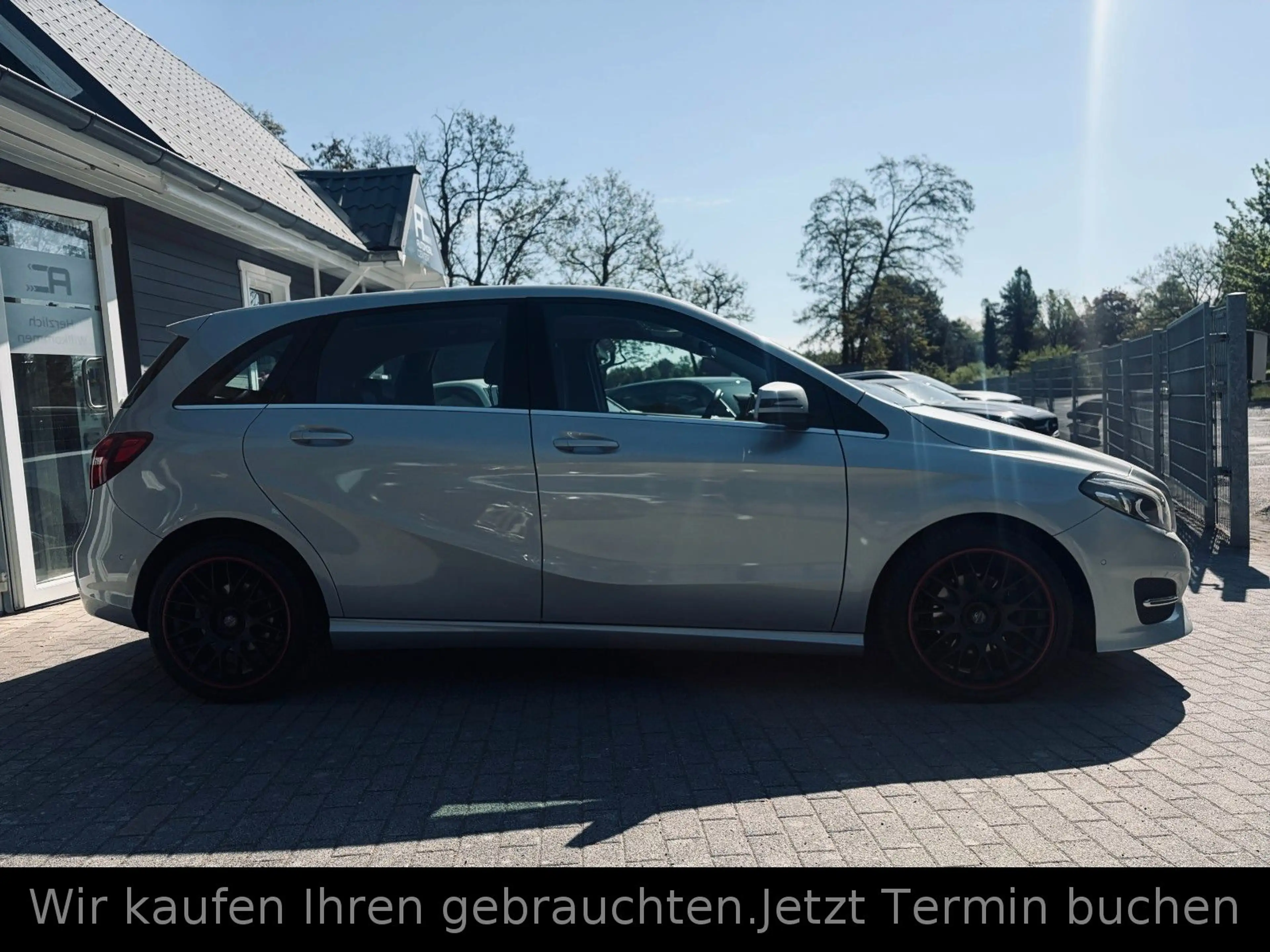 Mercedes-Benz B 180 Score Automatik+Navi+LED+SHZ+Kamera+PDC+ — photo 5