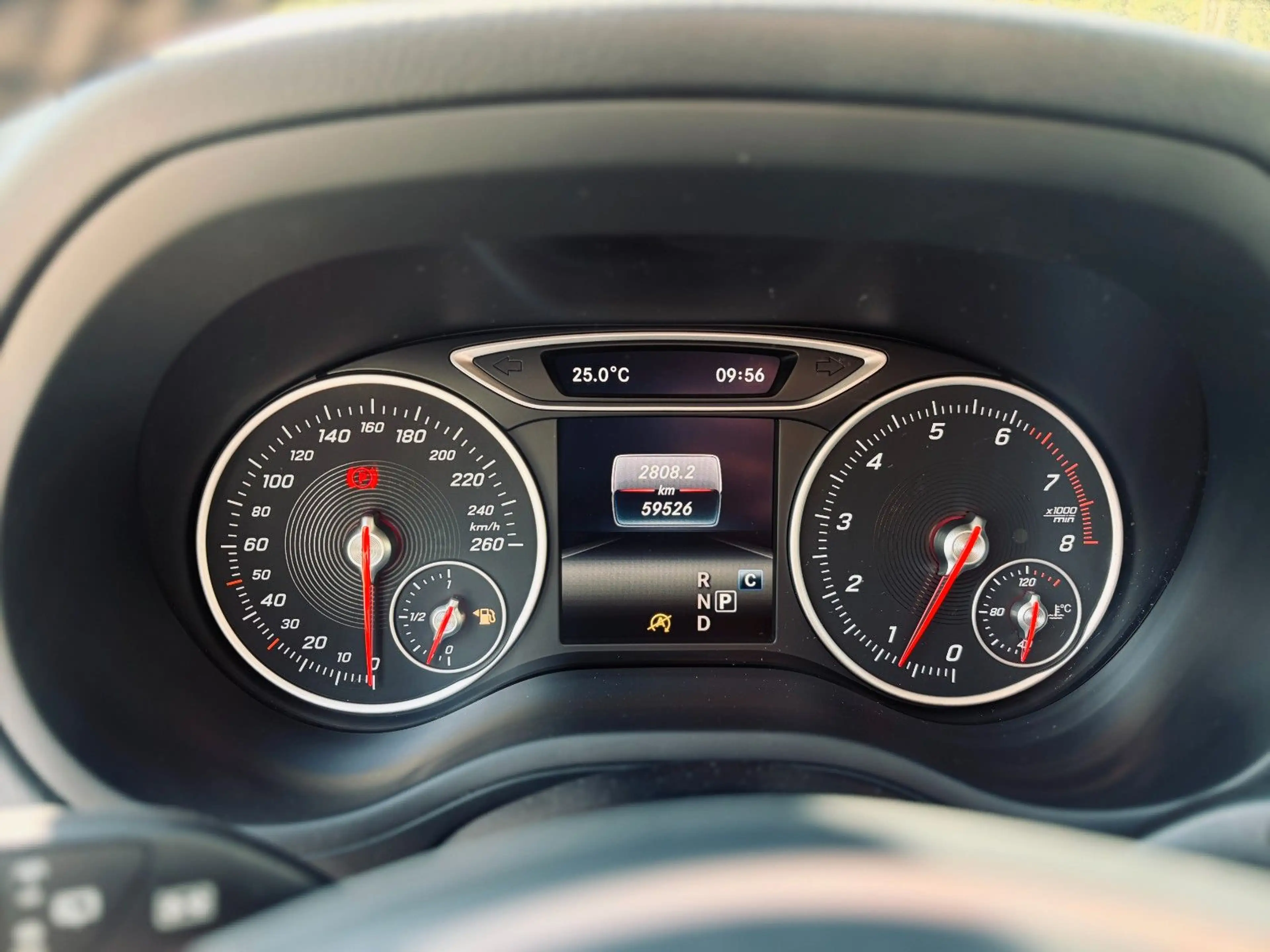 Mercedes-Benz B 180 Score Automatik+Navi+LED+SHZ+Kamera+PDC+ — photo 14