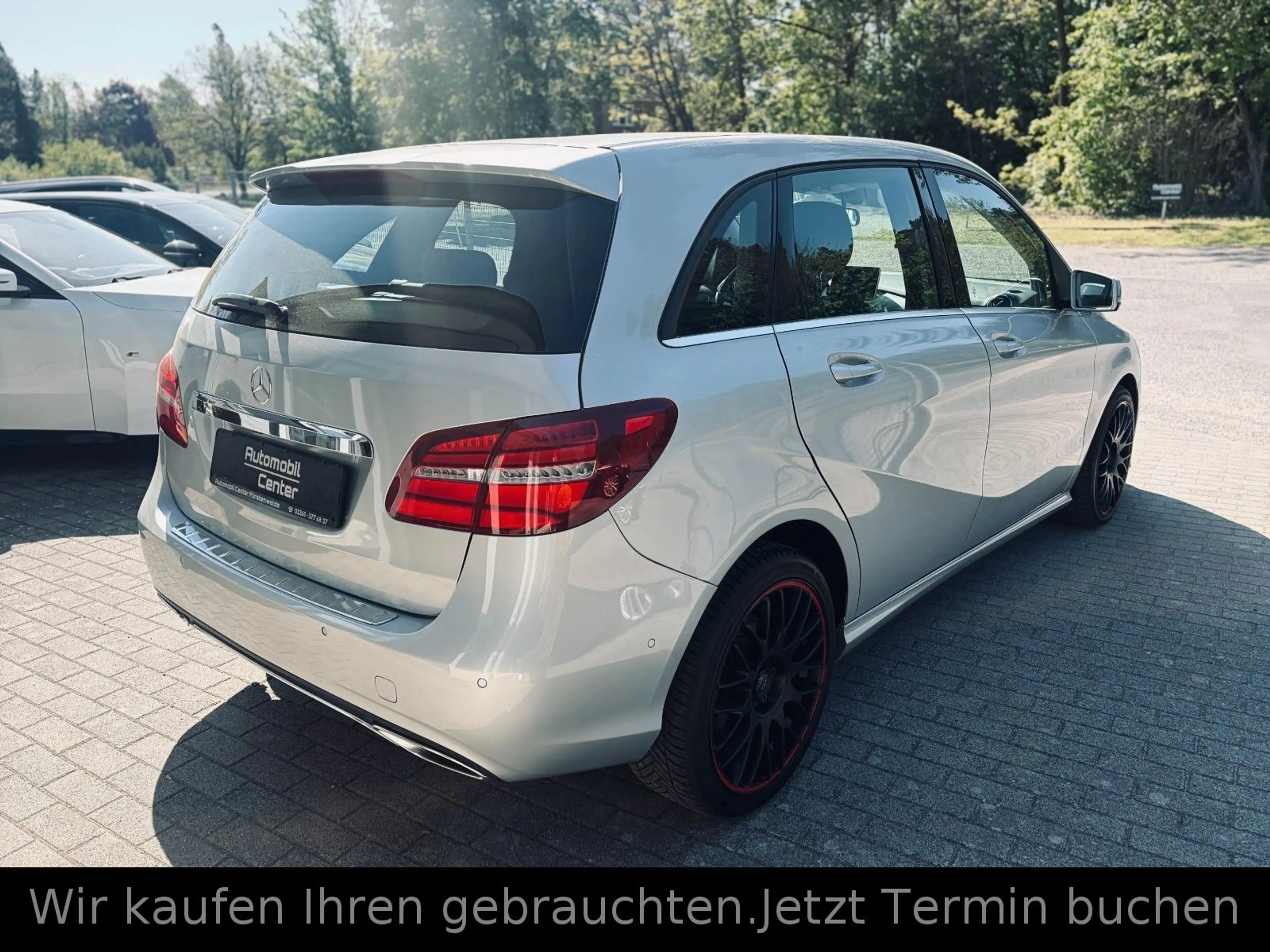 Mercedes-Benz B 180 Score Automatik+Navi+LED+SHZ+Kamera+PDC+ — photo 8