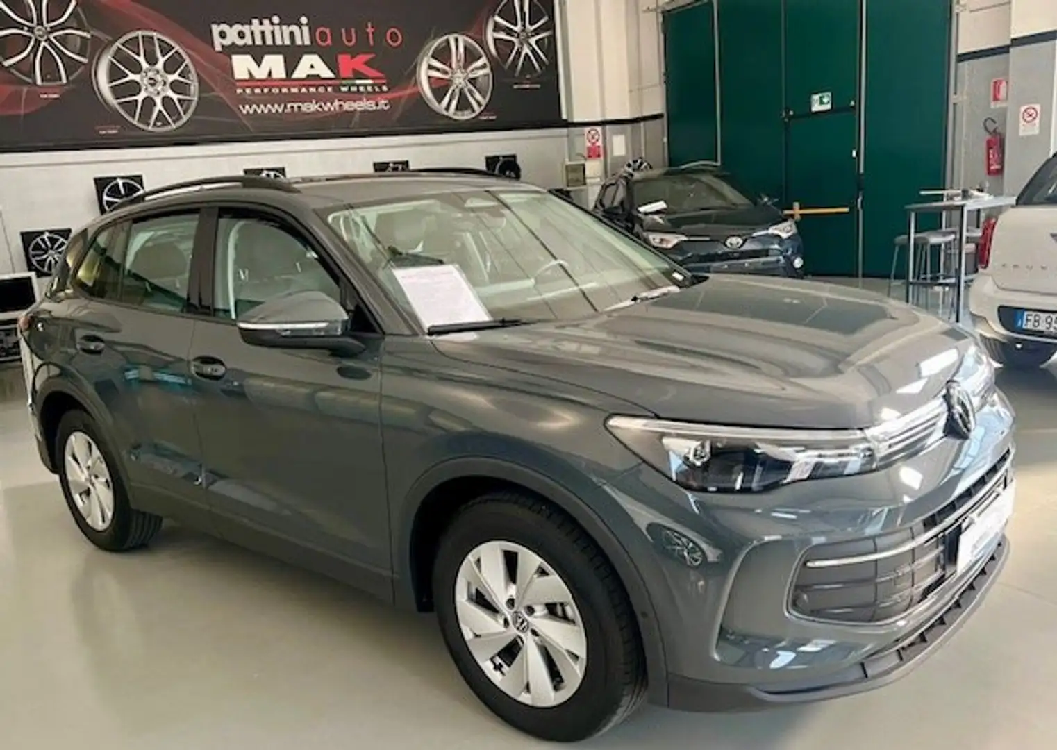 Volkswagen Tiguan Tiguan 2.0 tdi Life 150cv dsg Grigio - 2