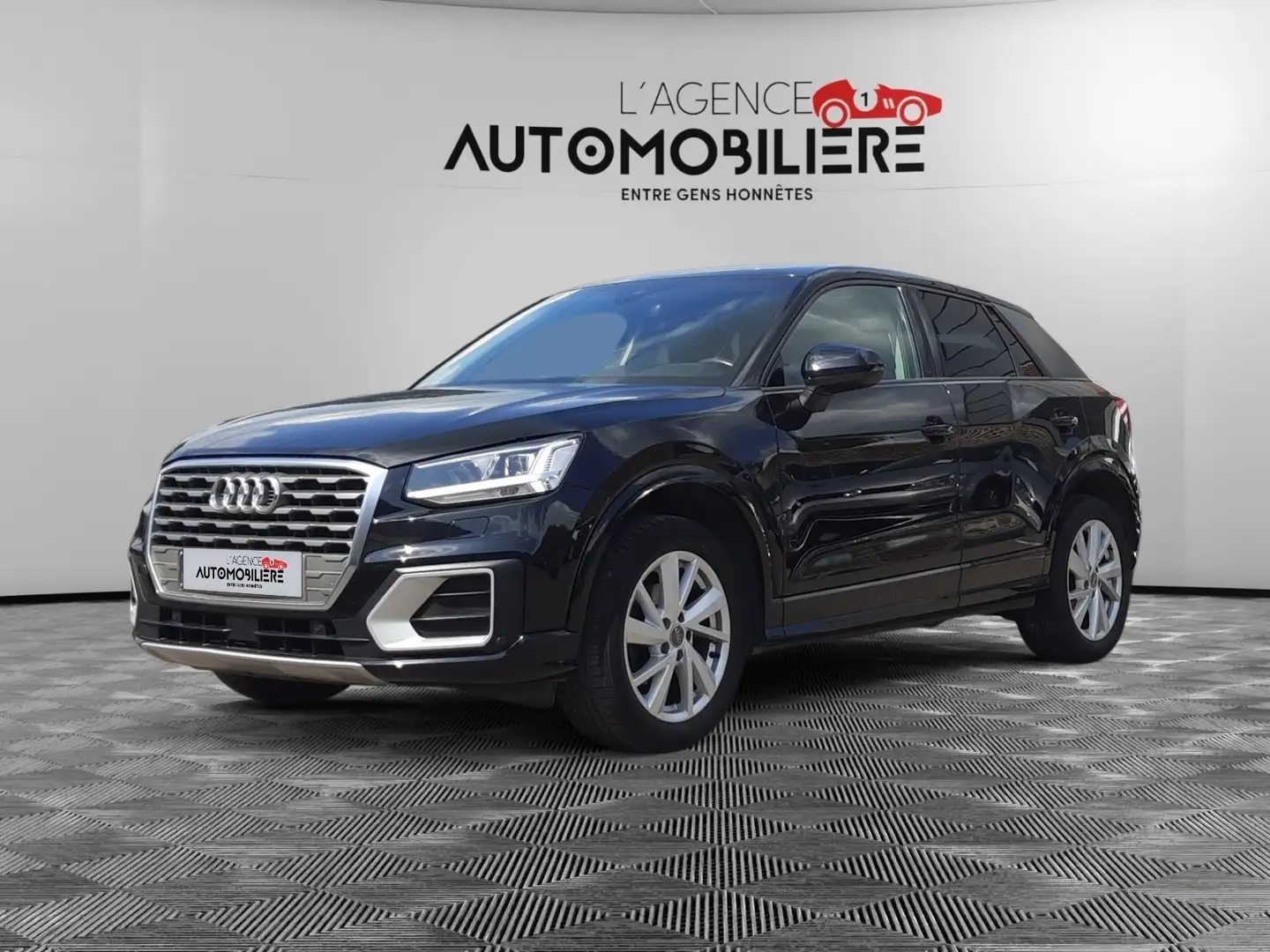 Audi Q2 30 TDi Sportline S tronic / Garantie 12 mois Nero - 1