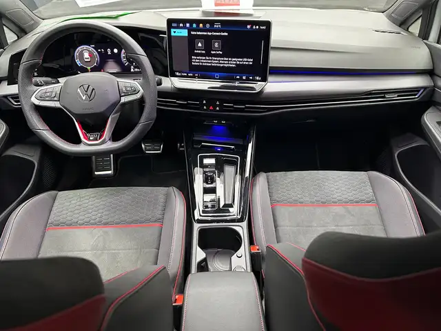 Volkswagen Golf view 12