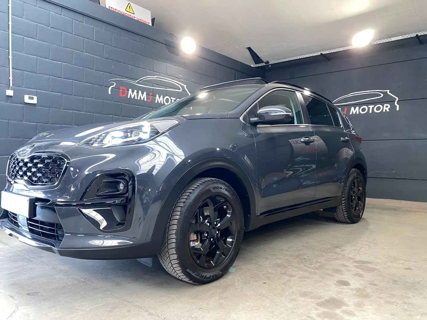 Kia Sportage Sportage 1.6 CRDi Black Edition Gris - 1