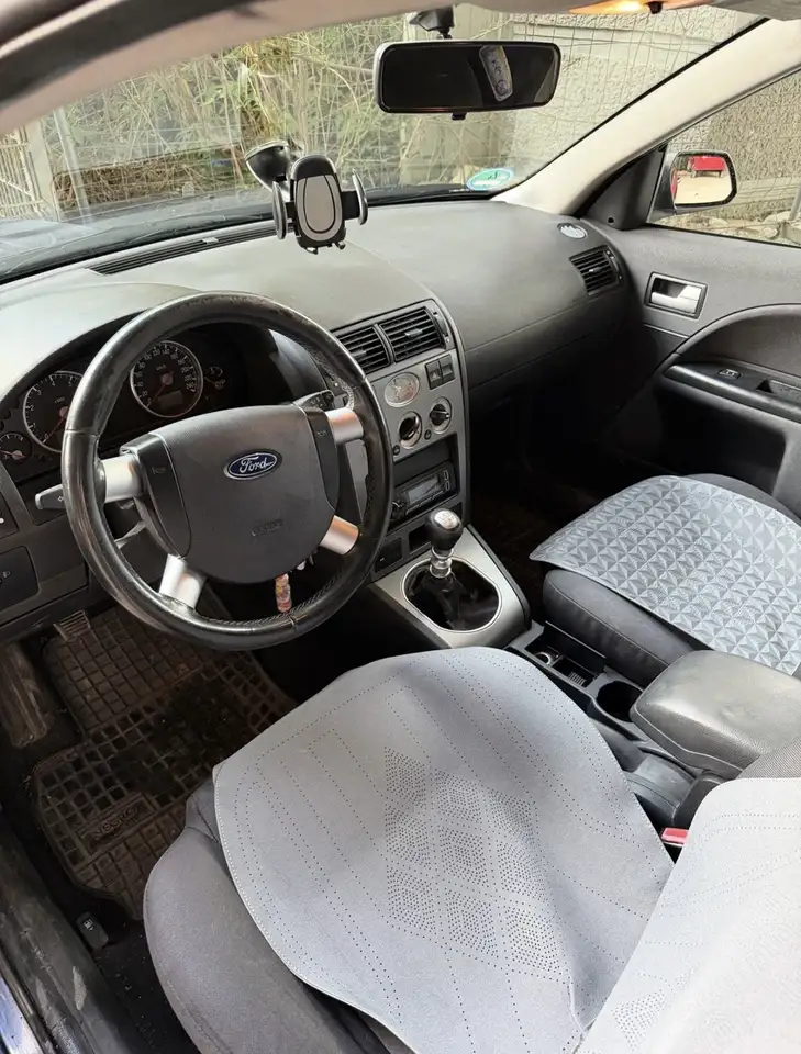Ford Mondeo 2.0 Turnier Ghia, foto 7