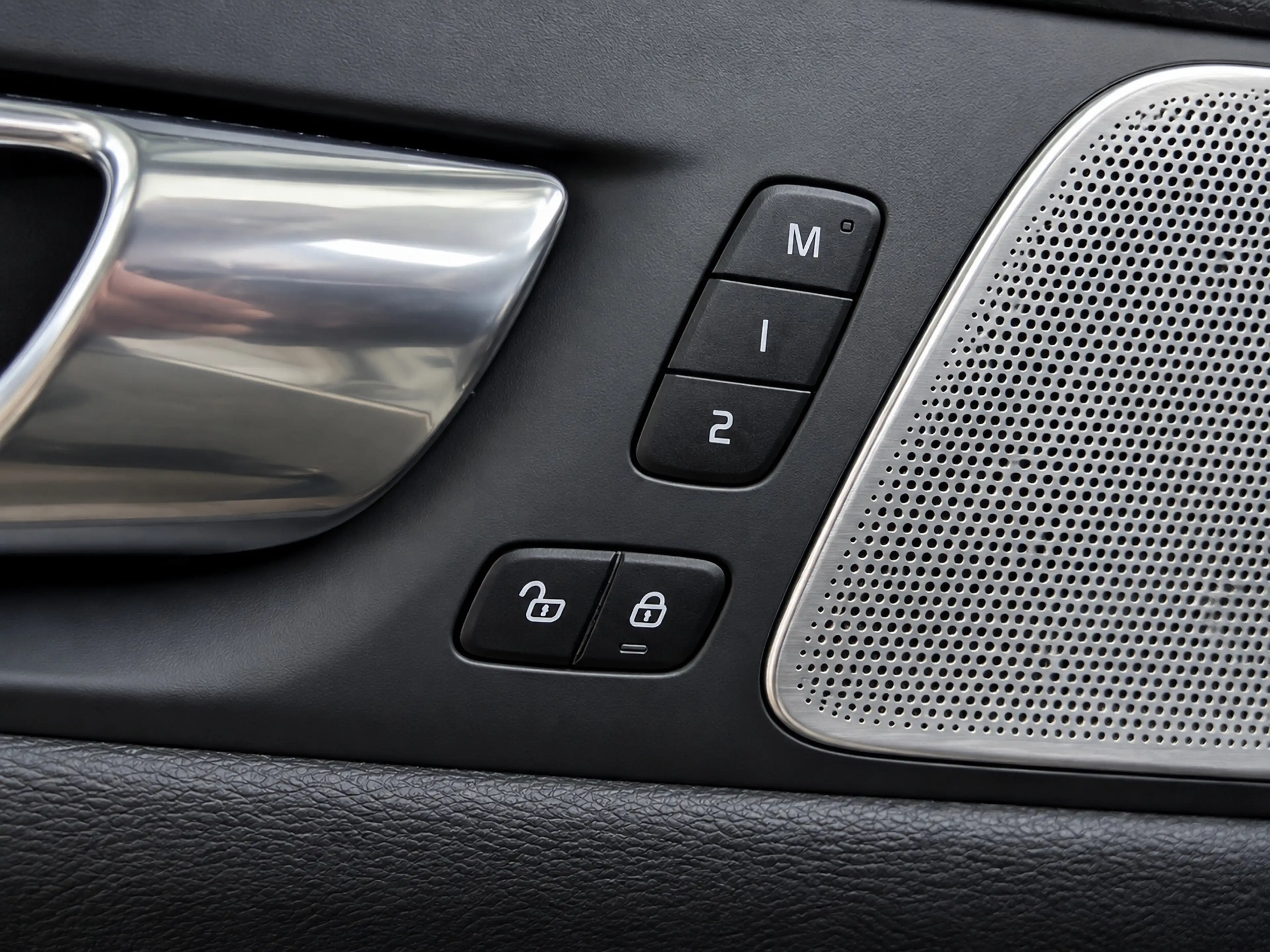 Volvo V60 2.0 T8 Plug-in hybrid AWD Polestar Engineered | He — photo 10