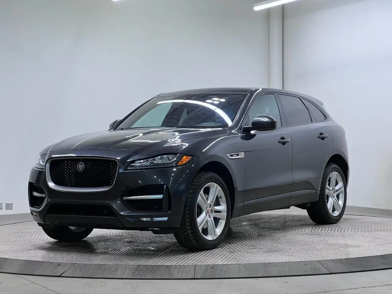 2017 Jaguar F-Pace