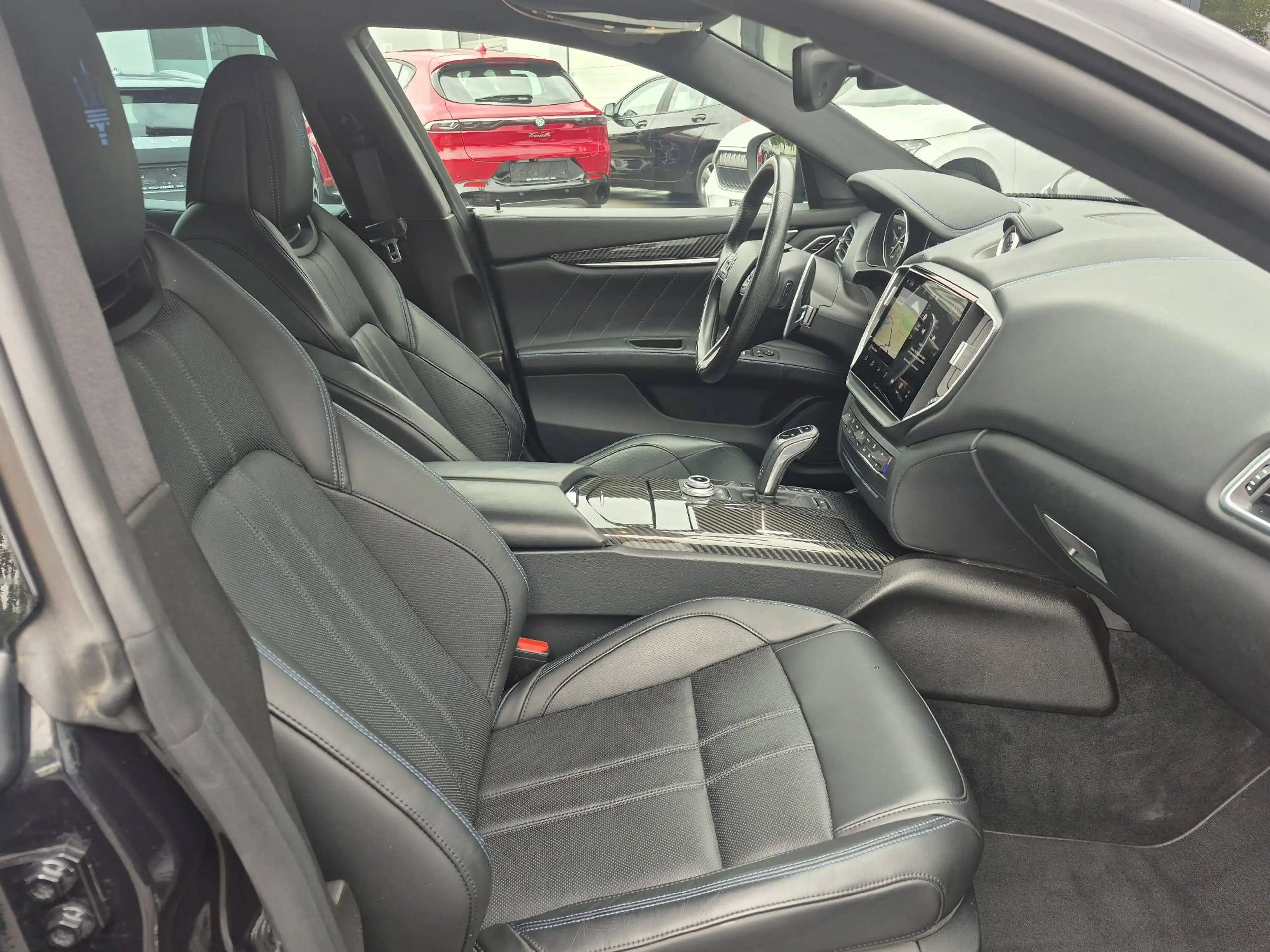 Maserati Ghibli Hybrid GranSport *H&K**360°*Leder* — photo 6
