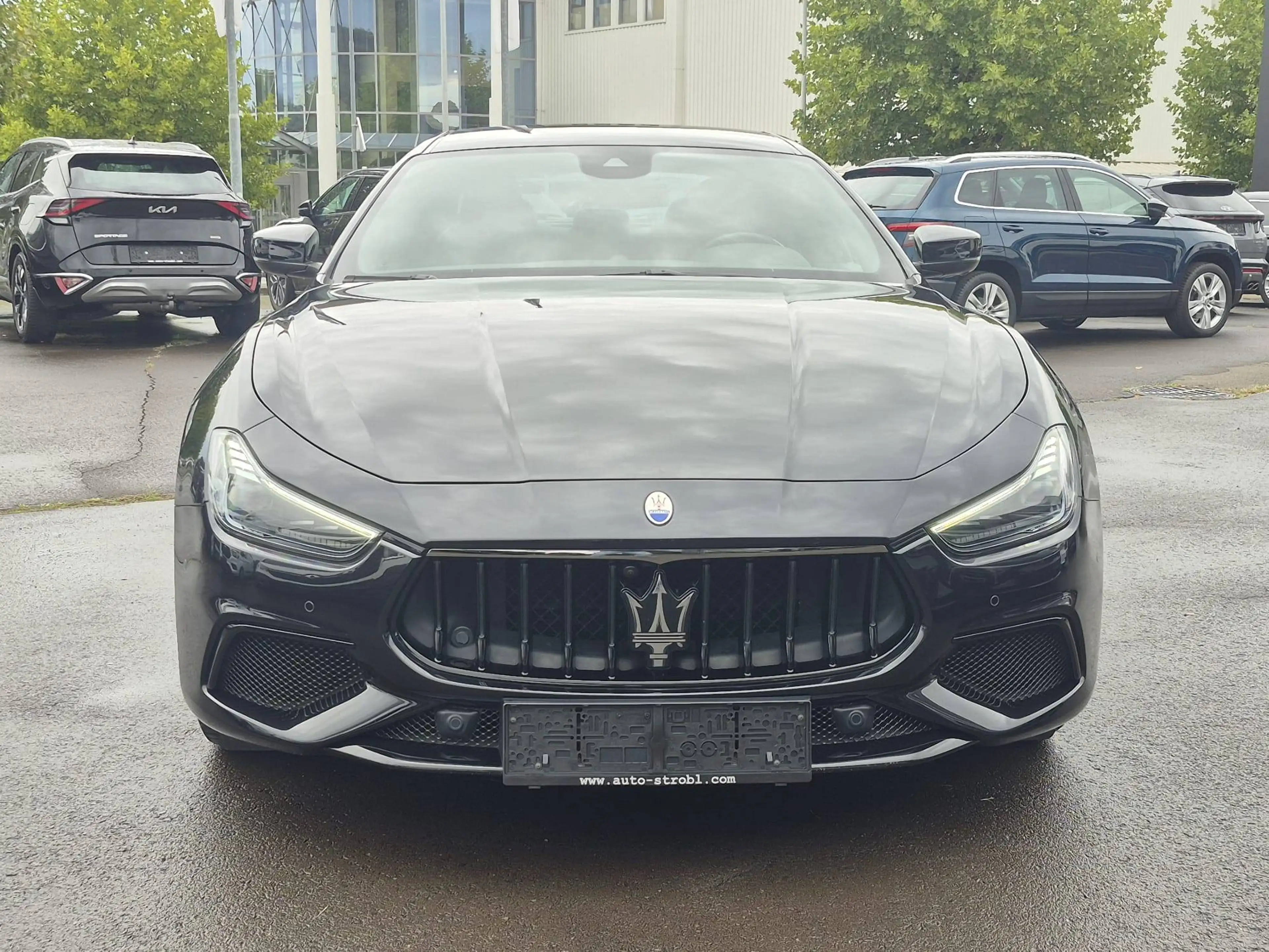 Maserati Ghibli Hybrid GranSport *H&K**360°*Leder* — photo 4