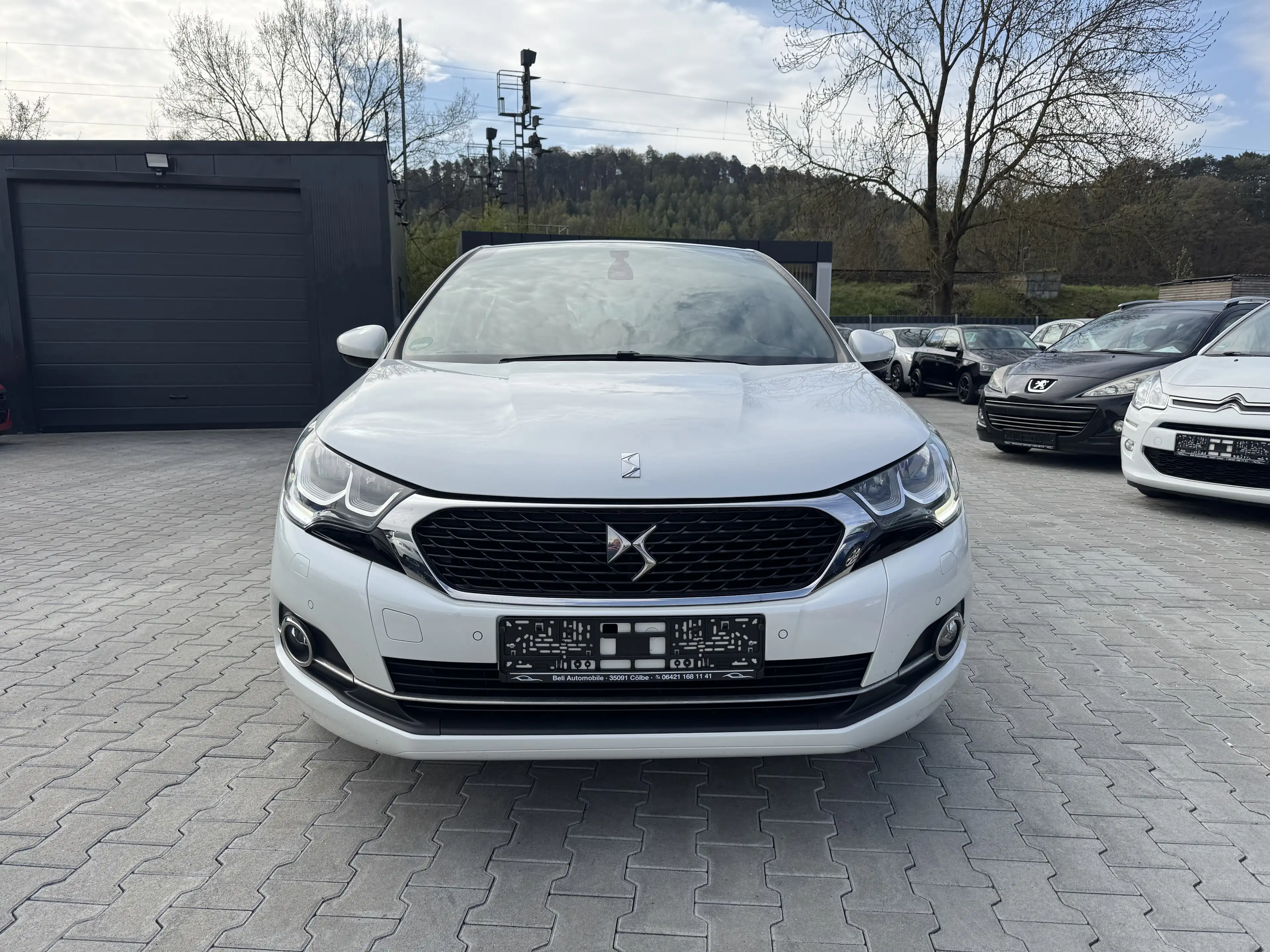 DS Automobiles DS 4 Basis 1.6 Blue-HDI 88 kW / Navi / Kamera/LED — photo 11