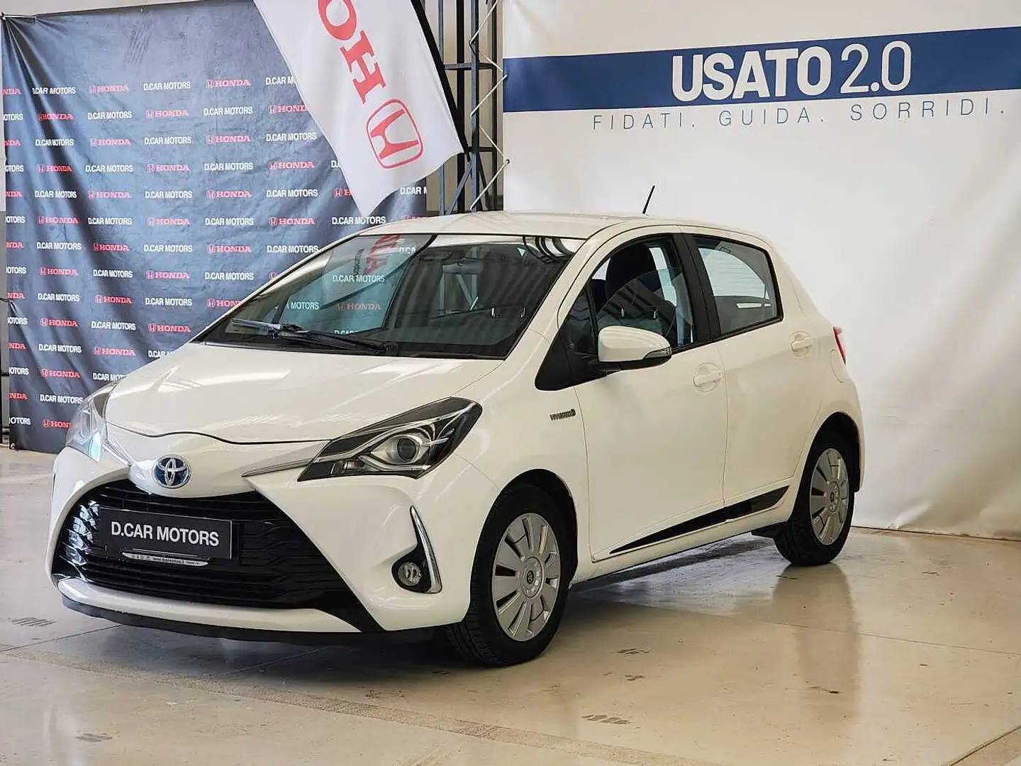 Toyota Yaris 3ª serie 1.5 Hybrid 5 porte Active Blanc - 2