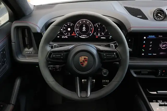 Porsche Cayenne view 14