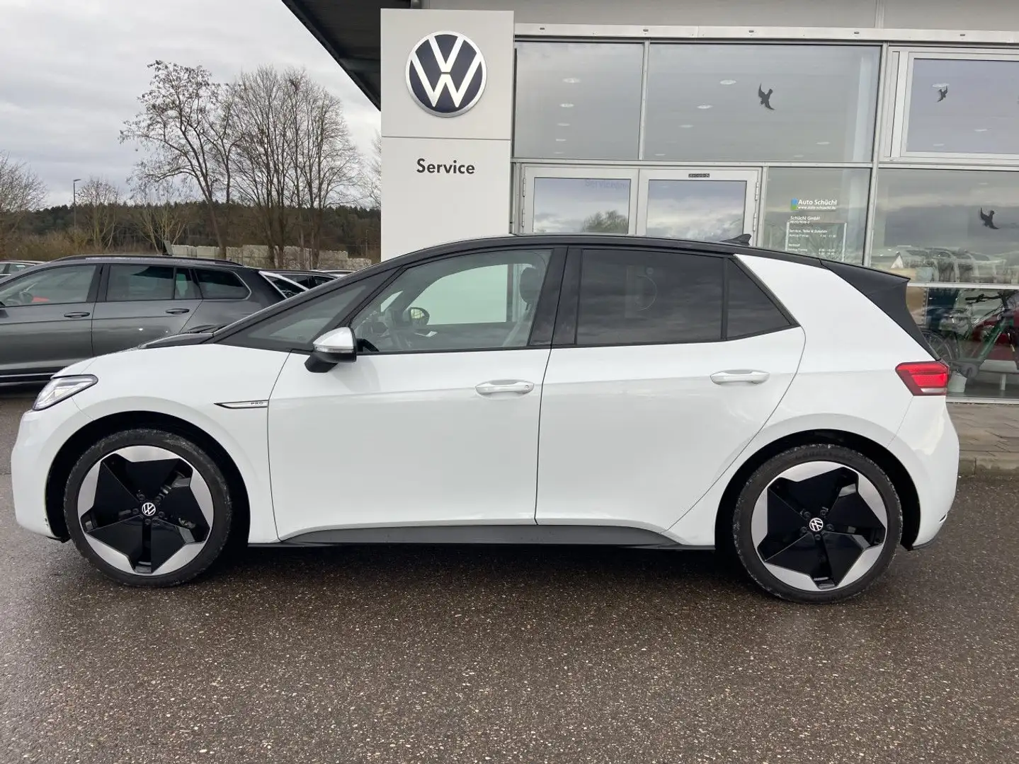 Volkswagen ID.3 Pro 20"+5-SITZER+WÄRMEPUMPE+NAVI+MATRIX-LE Weiß - 2
