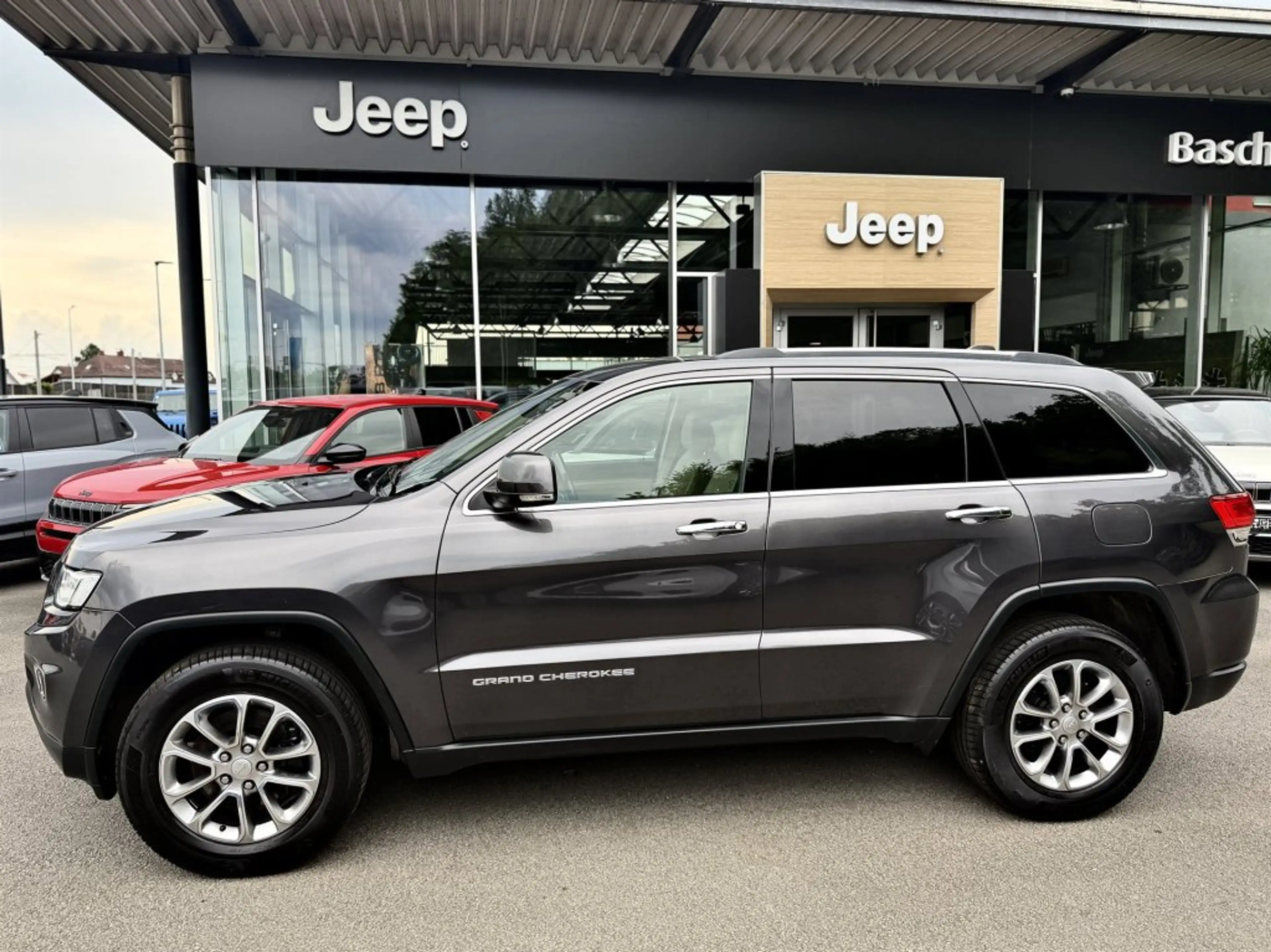 Jeep Grand Cherokee Limited 3.0 V6 — photo 5
