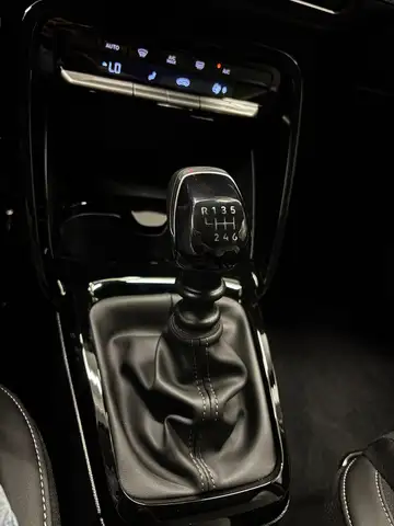 Citroen C3 view 12