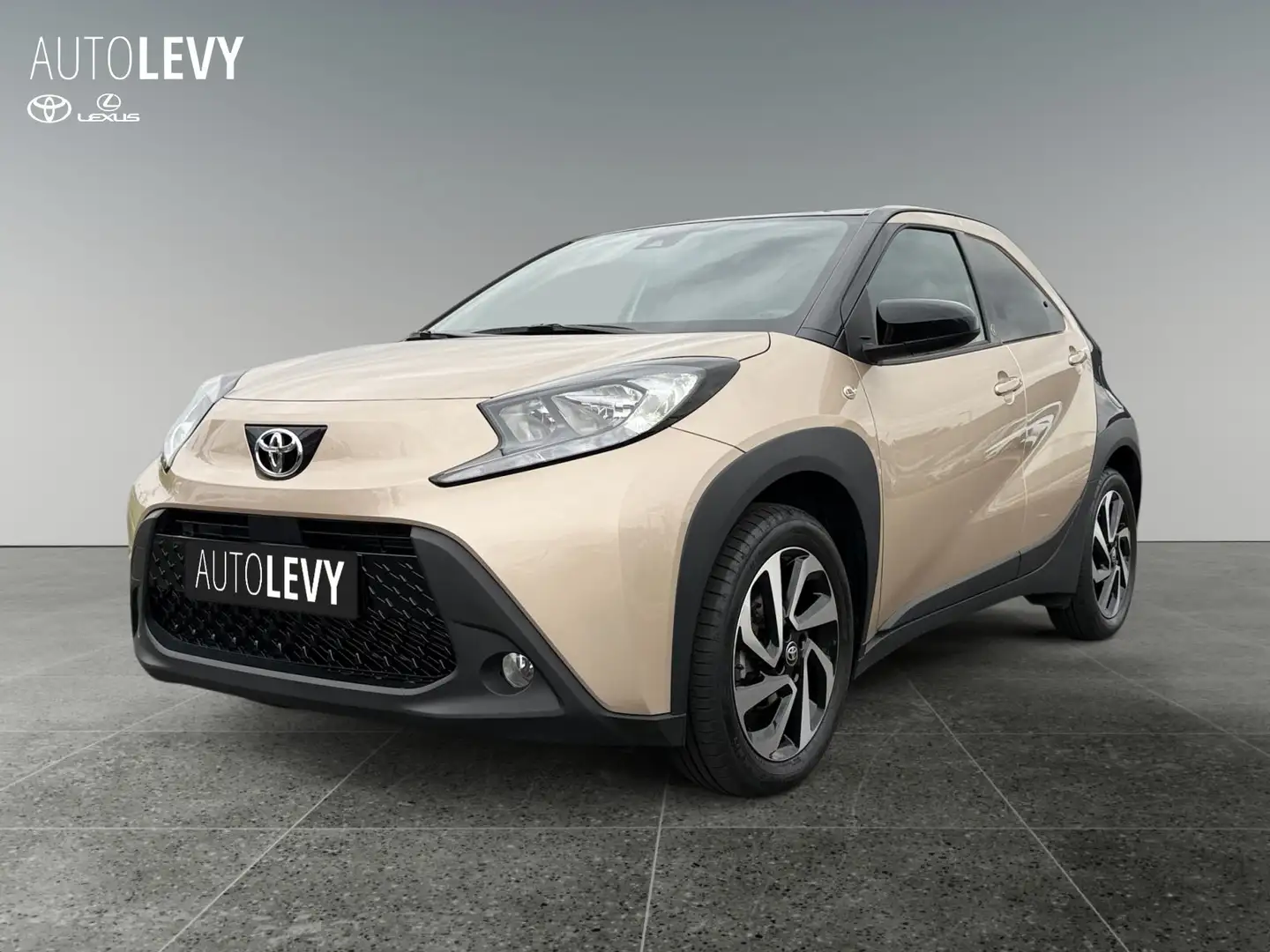 Toyota Aygo X 1.0 Team D CVT *KLIMA*RFK*LM*SHZ*CARPLAY* Schwarz - 2