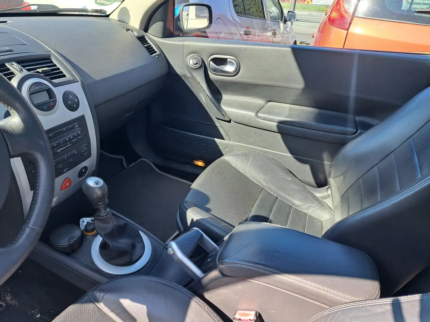 Renault Megane Cabriolet  * Klimaanlage  - Ledersitze  * Bleu - 2