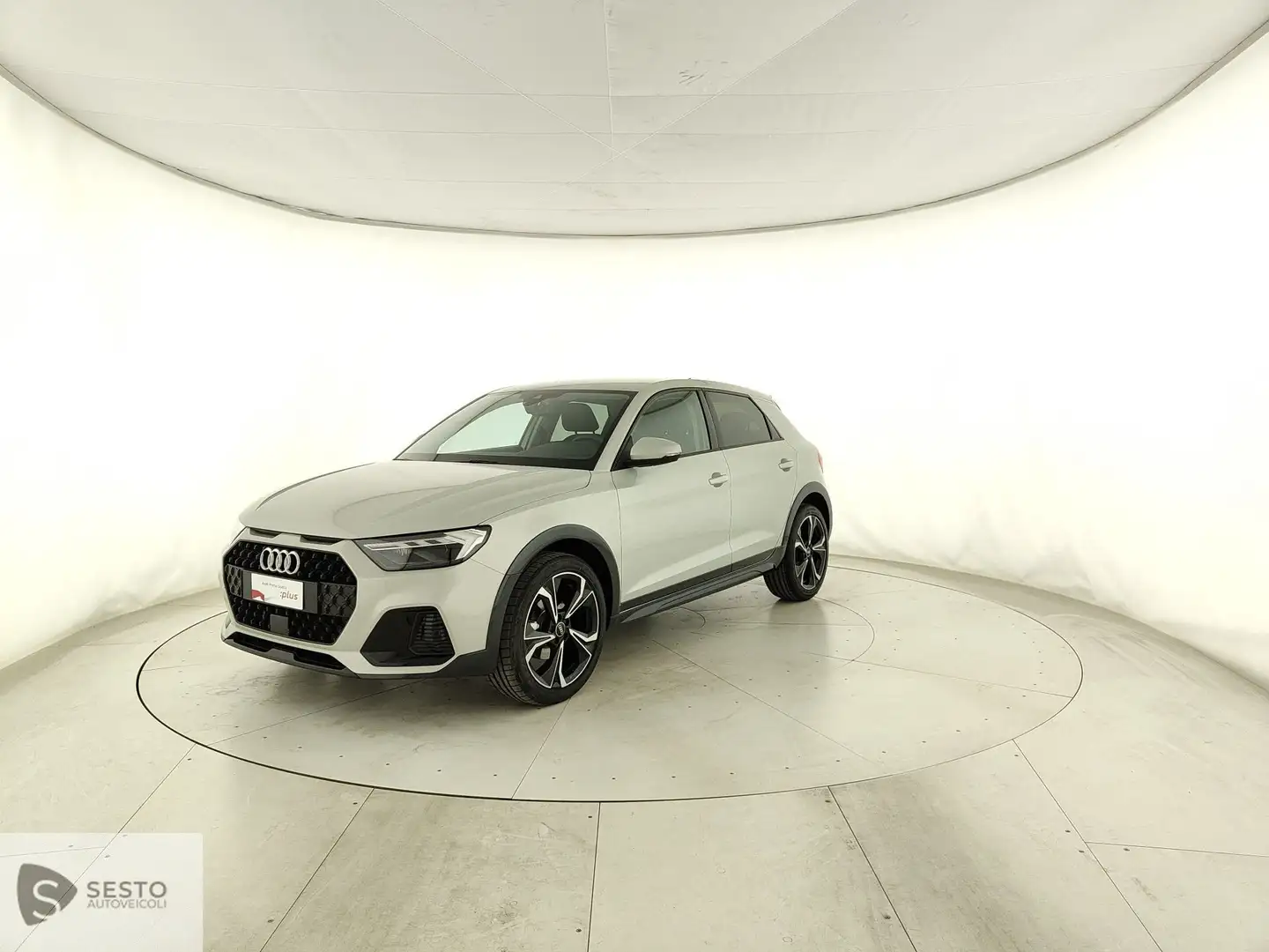 Audi A1 CITY CARVER GBH0PG-24 Argento - 1