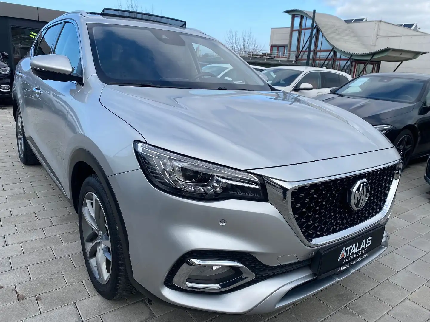 MG EHS Luxury PHEV 360°-Kamera-Panorama-LED* Argent - 1