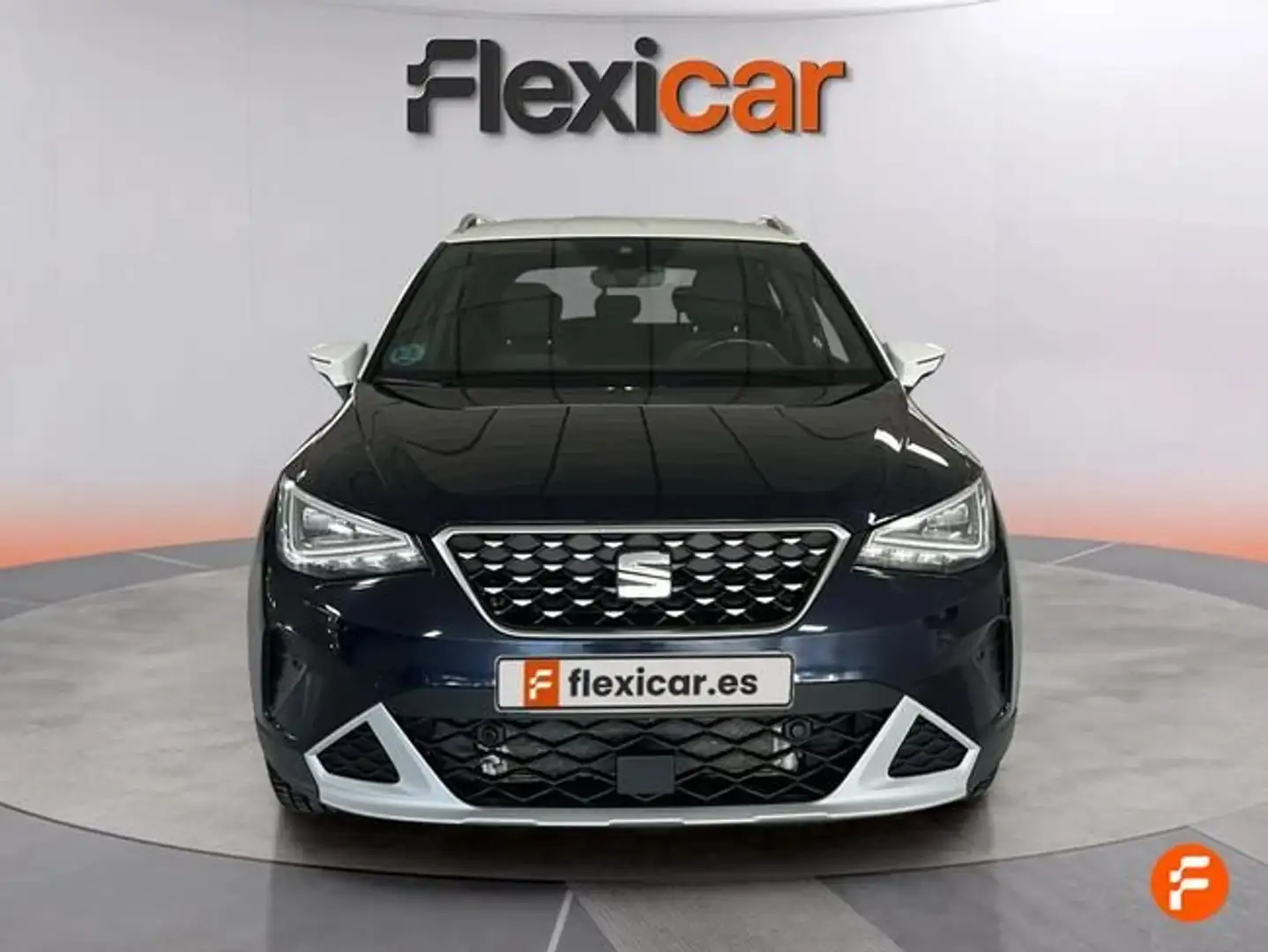 SEAT Arona 1.0 TGI S&S Xperience 90 Azul - 2