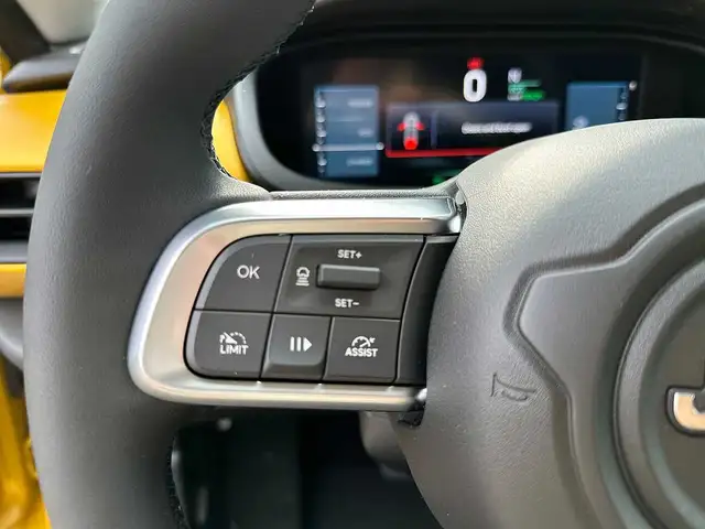 Jeep Avenger view 10