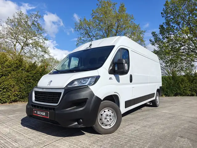 Peugeot Boxer 2.2 BlueHDI 140 pk