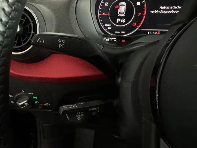 Audi Q2 view 14