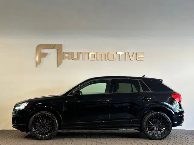 Audi Q2 view 10
