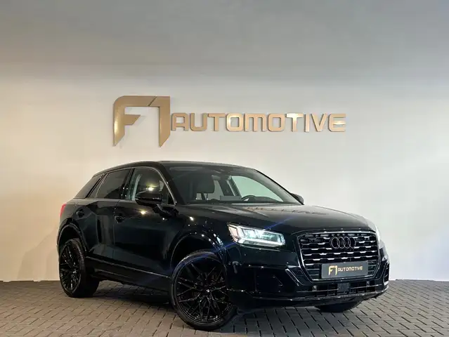 Audi Q2 view 7