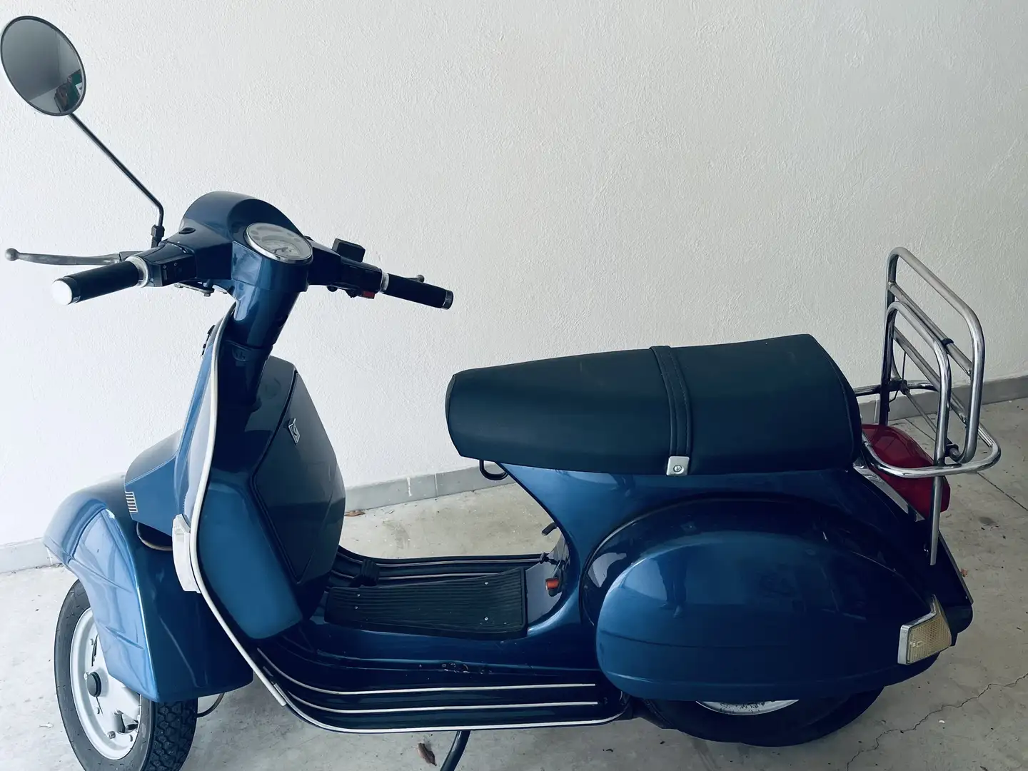 Vespa PX 125 Cat - 2
