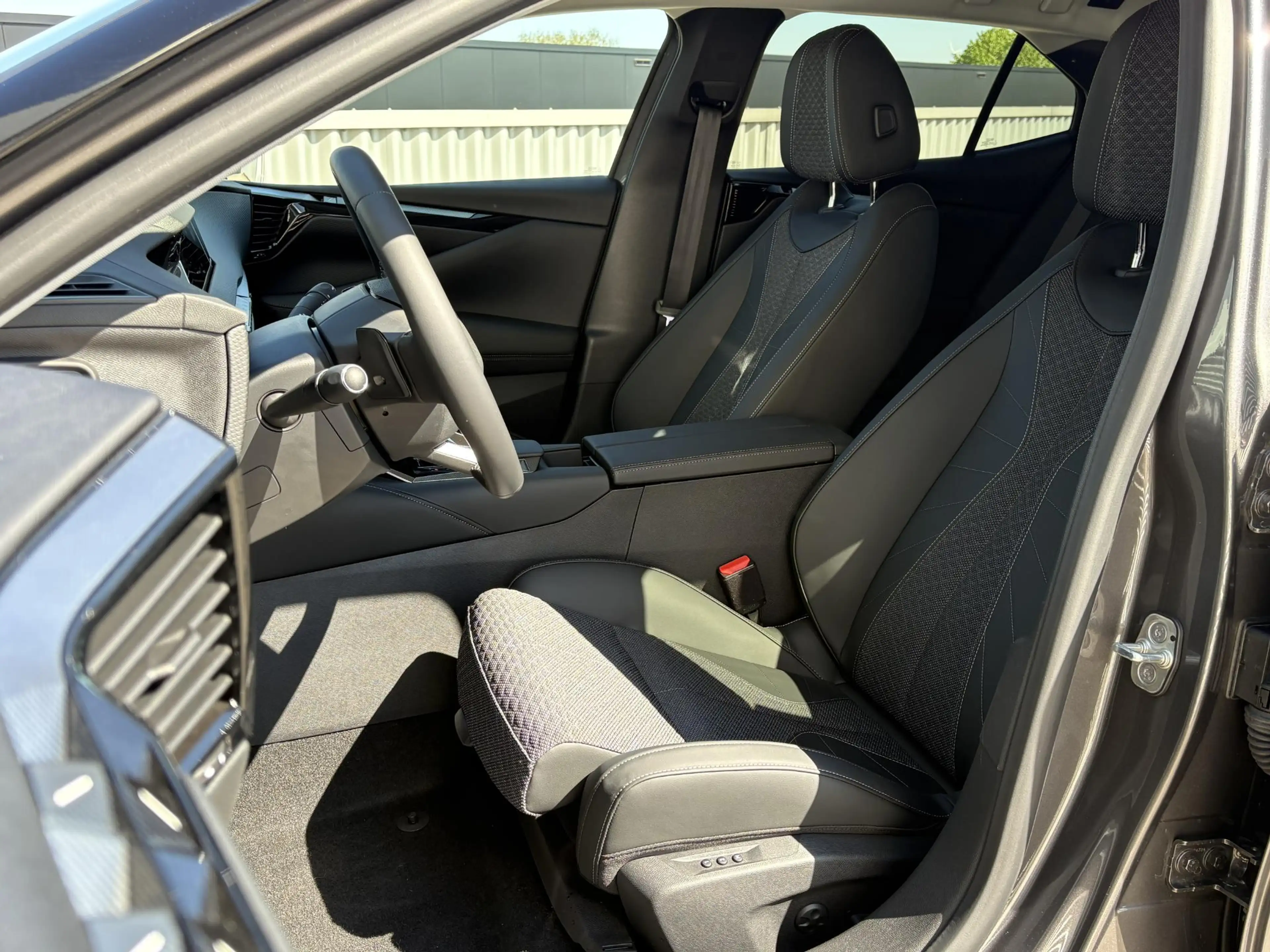 DS Automobiles DS 4 1.6 PHEV 225 Edition France | Bestuurdersstoel met — photo 8