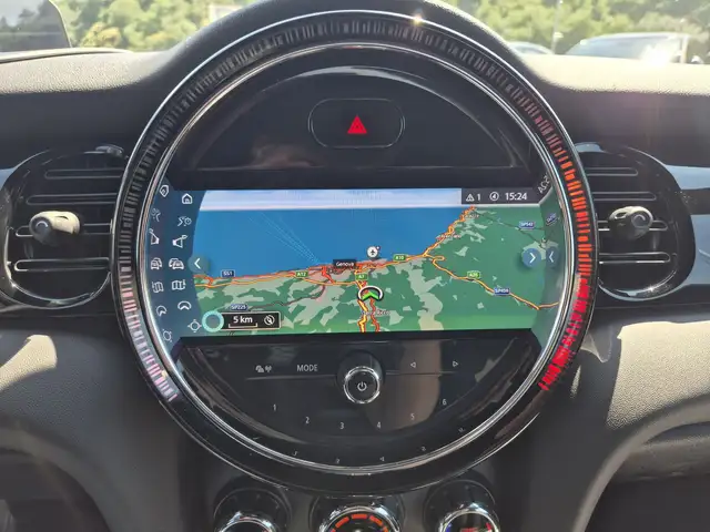 Mini Cooper Cooper view 10