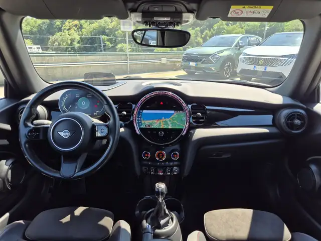 Mini Cooper Cooper view 7