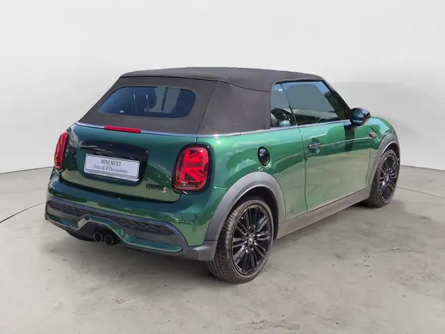 Mini Cooper Cooper view 4