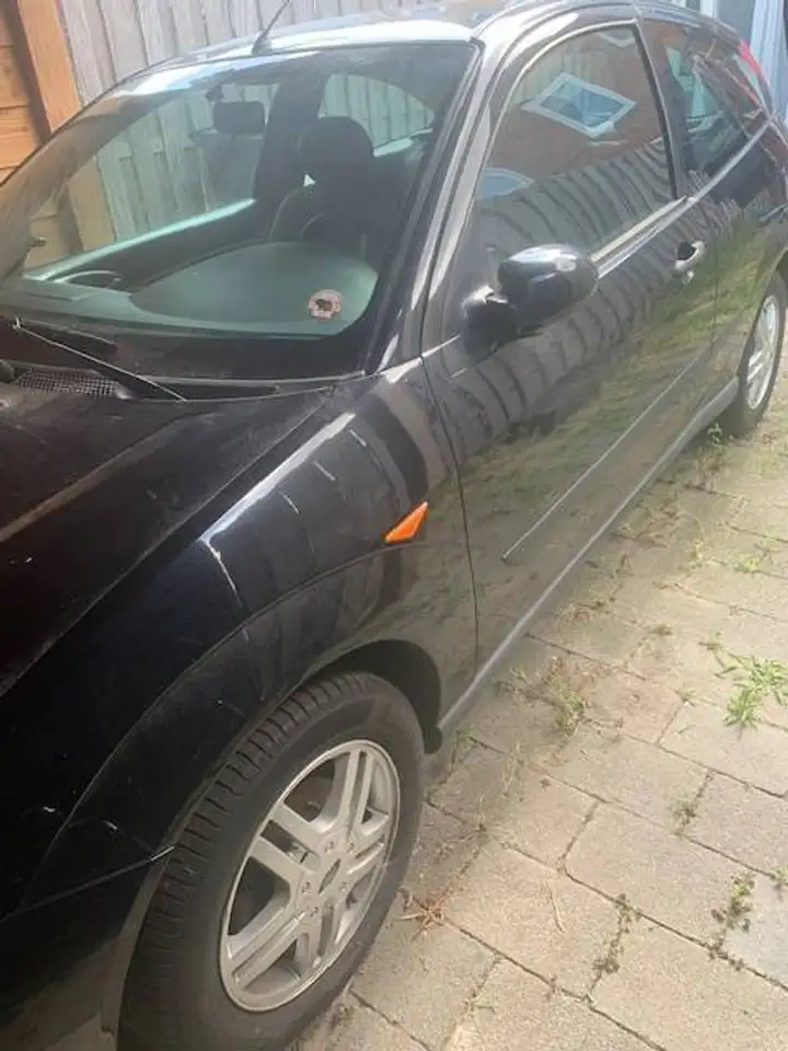 Ford Focus 1.6-16V Trend, foto 4