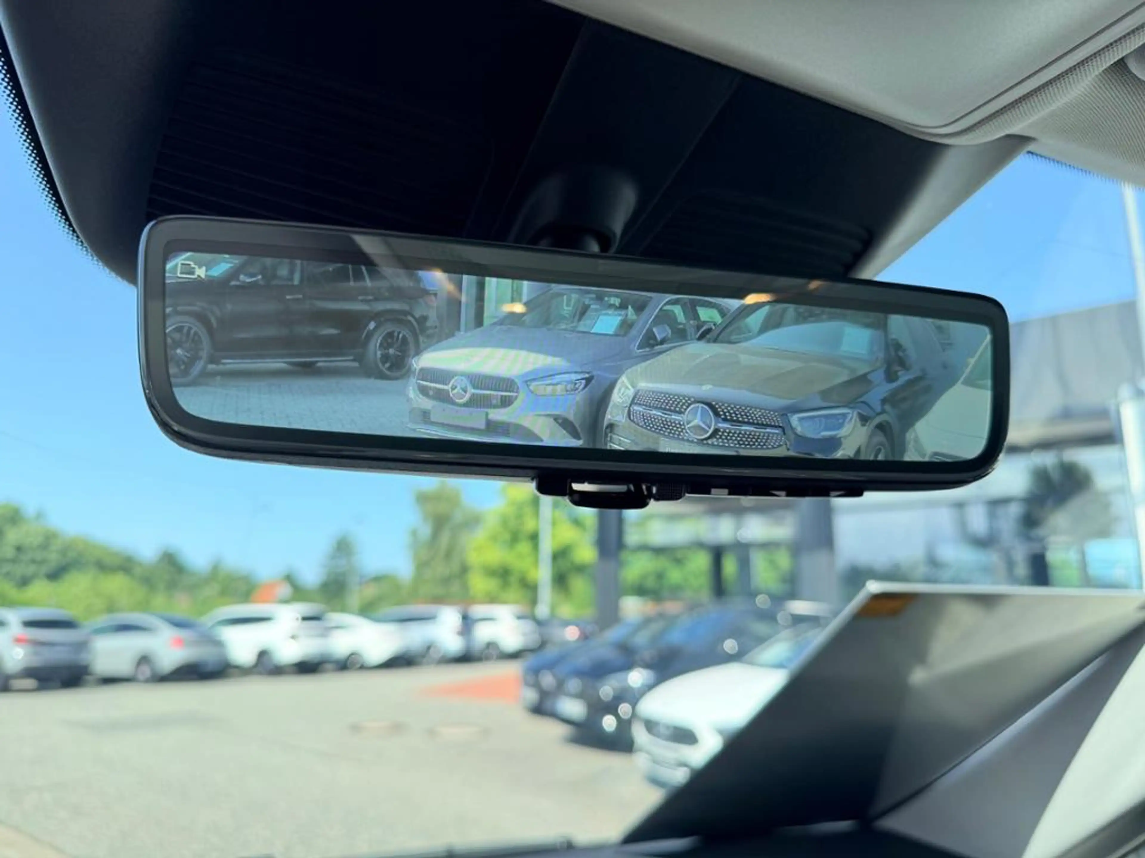 Mercedes-Benz EQV 300 MOPF 7SITZER KLIMA BURMESTER 360° BURM — photo 12