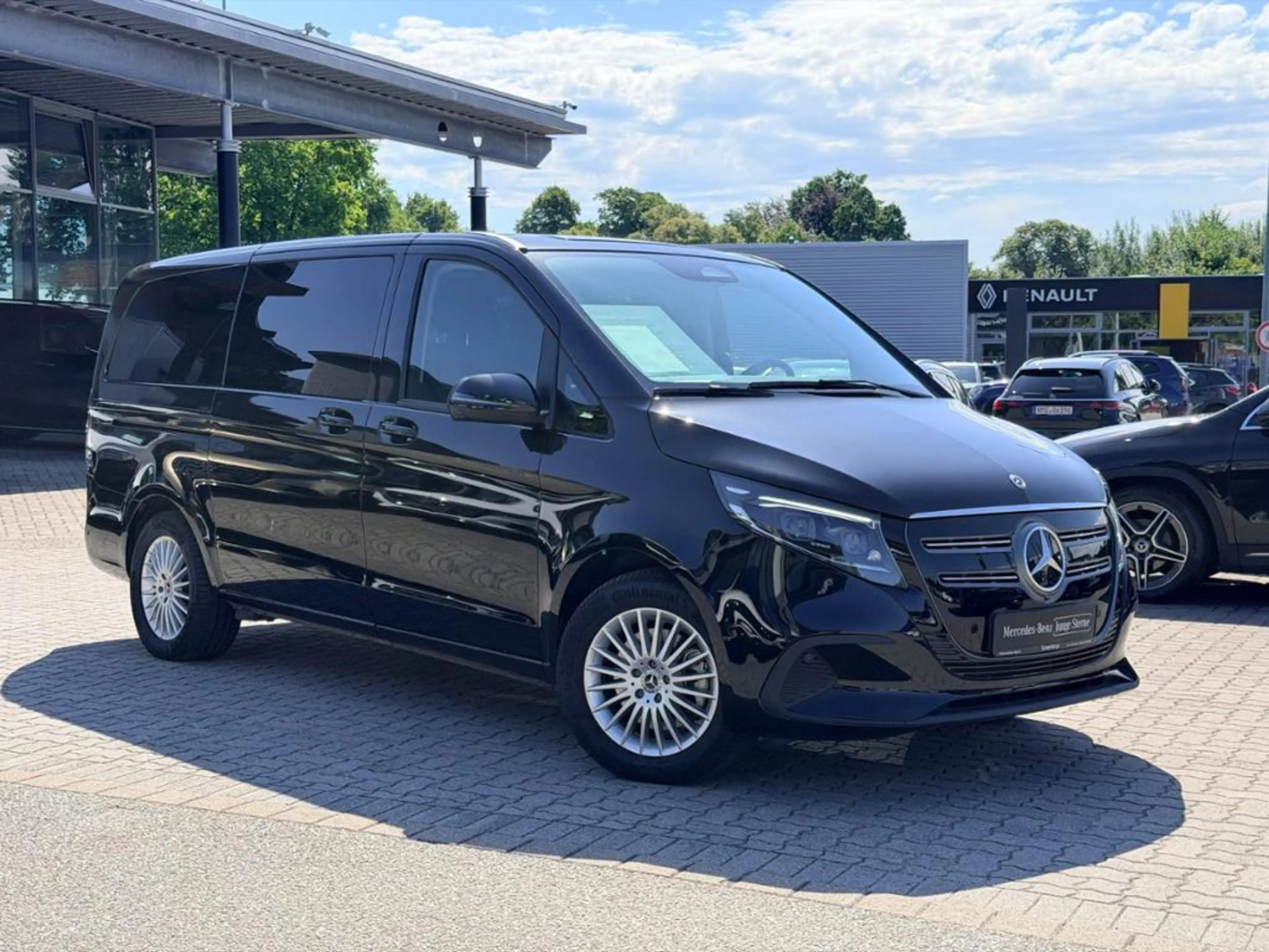 Mercedes-Benz EQV 300 MOPF 7SITZER KLIMA BURMESTER 360° BURM — photo 2