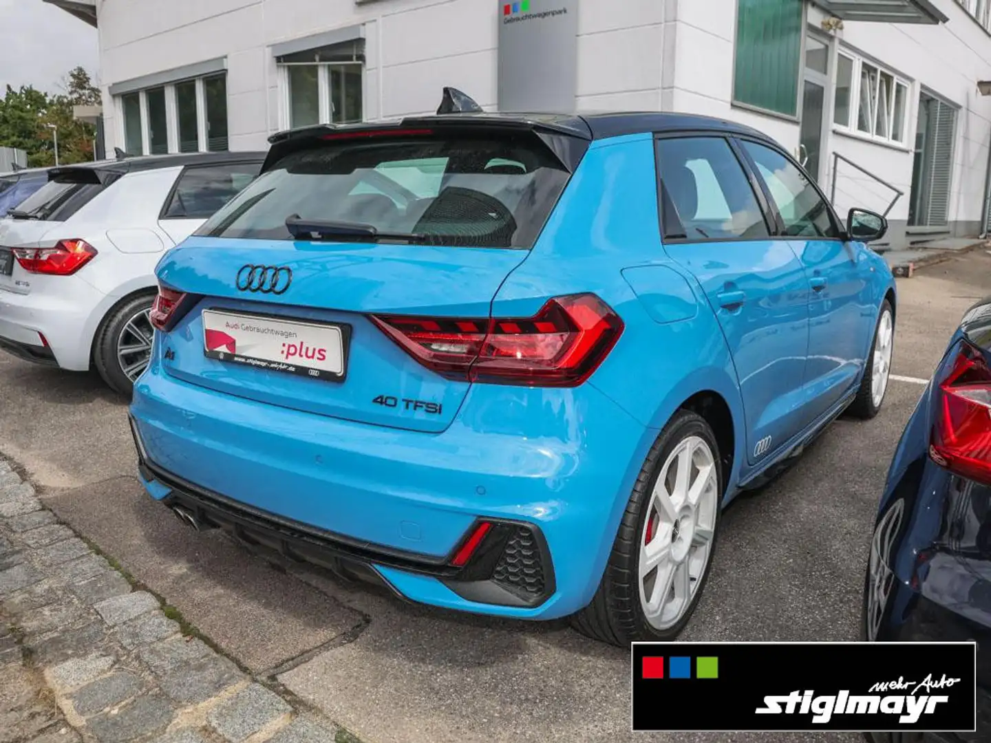 Audi A1 Sportback S-line edition one 2.0TFSI LED+NAVI Bleu - 2