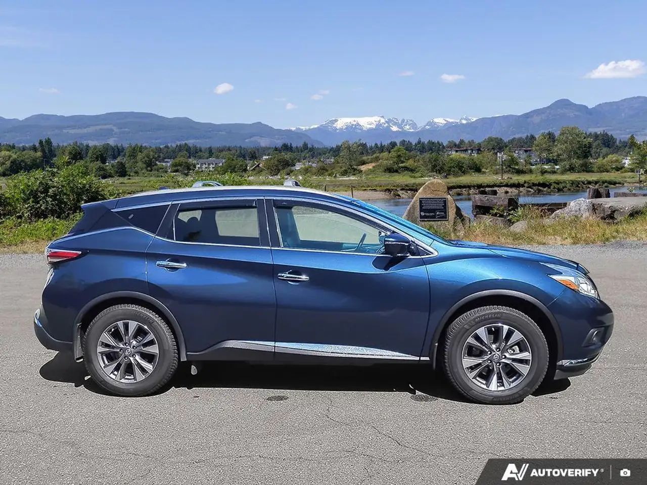 Nissan Murano снимка Nissan Murano