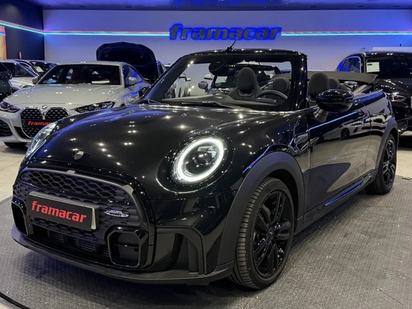 MINI Cooper Cabrio Aut. Noir - 1