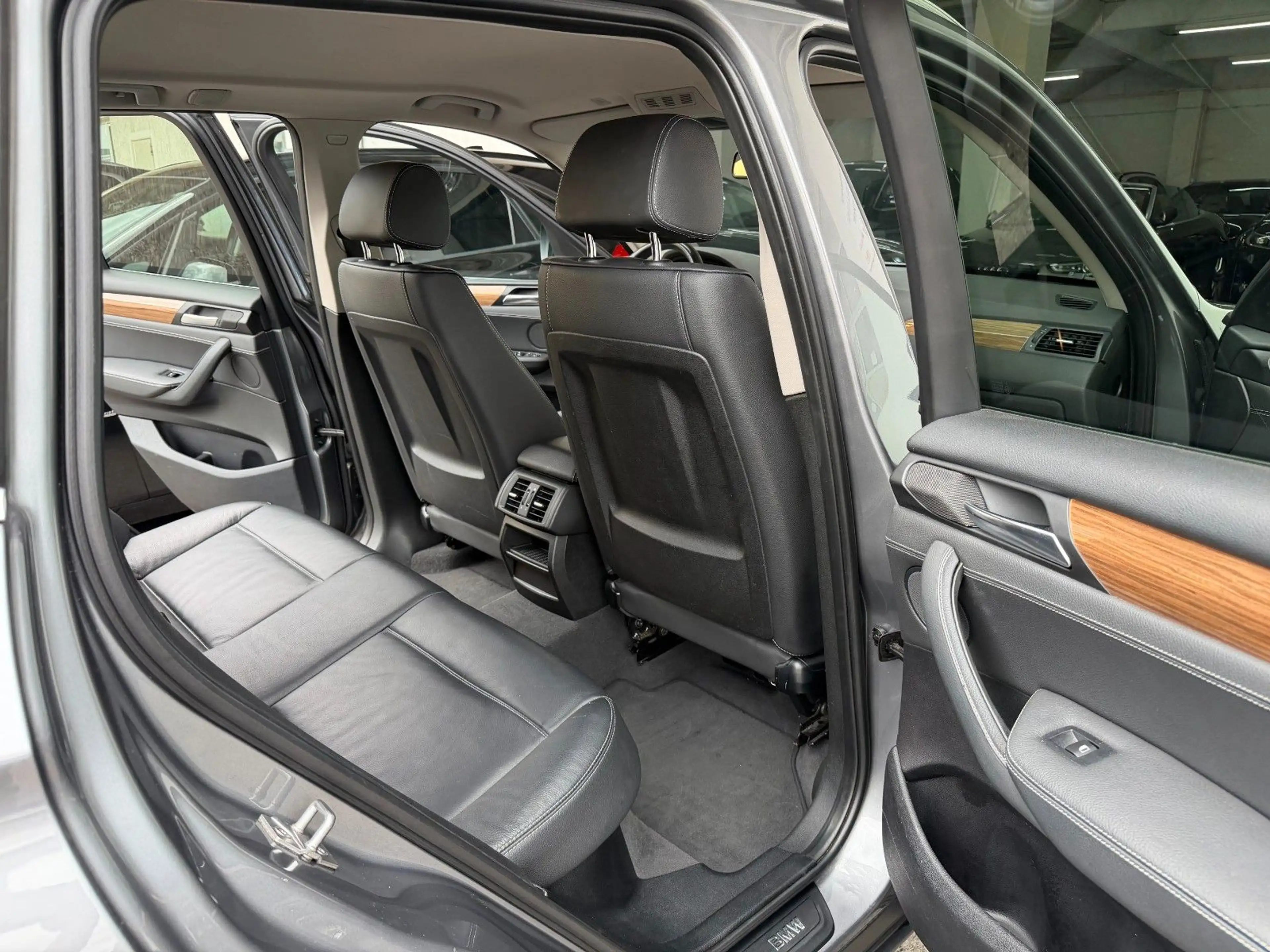 BMW X3 xD 20d Navi Bi-Xenon Leder Memory Head-Upd AHK — photo 12