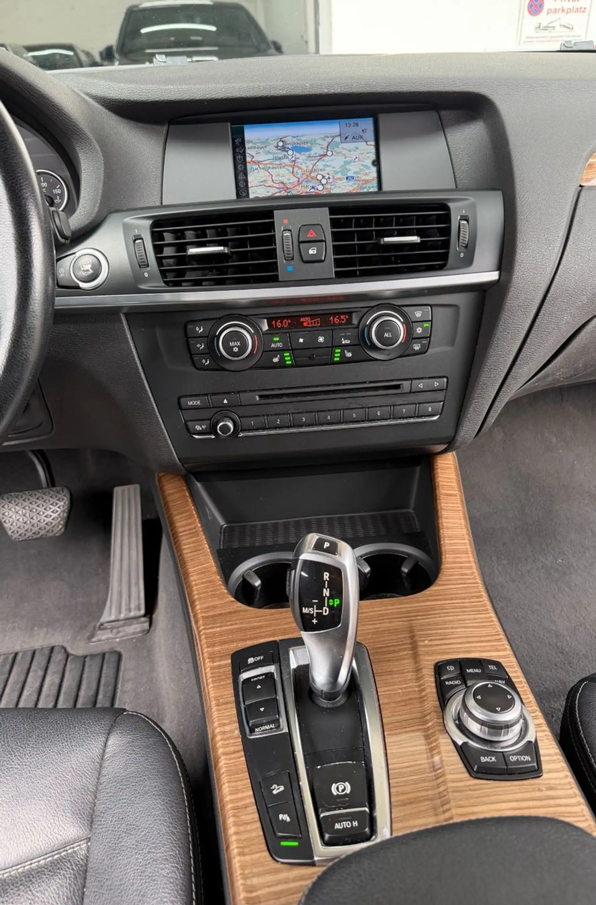 BMW X3 xD 20d Navi Bi-Xenon Leder Memory Head-Upd AHK — photo 9