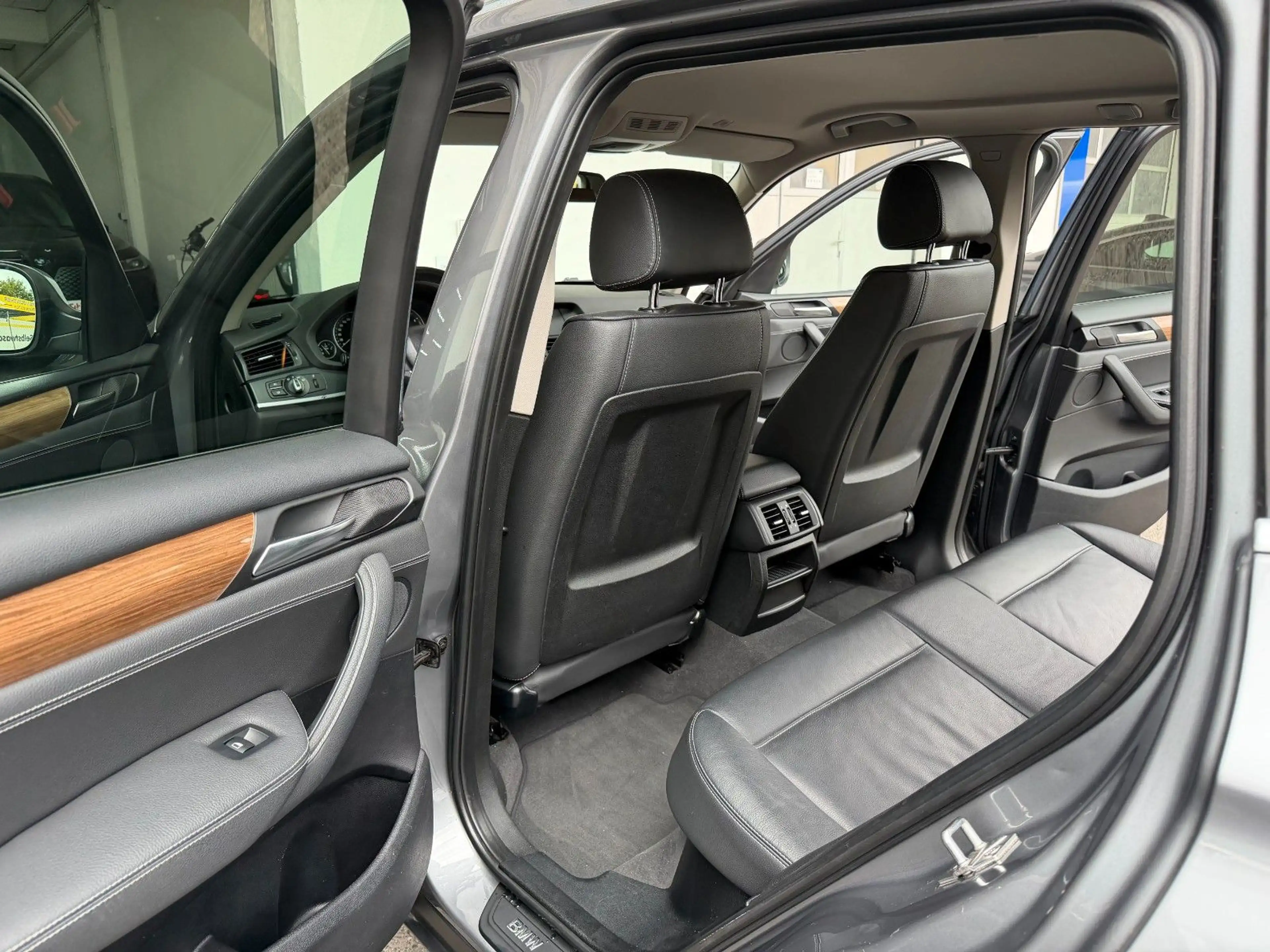 BMW X3 xD 20d Navi Bi-Xenon Leder Memory Head-Upd AHK — photo 10