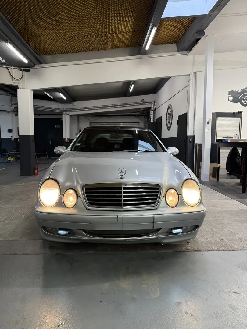 Mercedes-Benz CLK 200 Cabrio Elegance - 1
