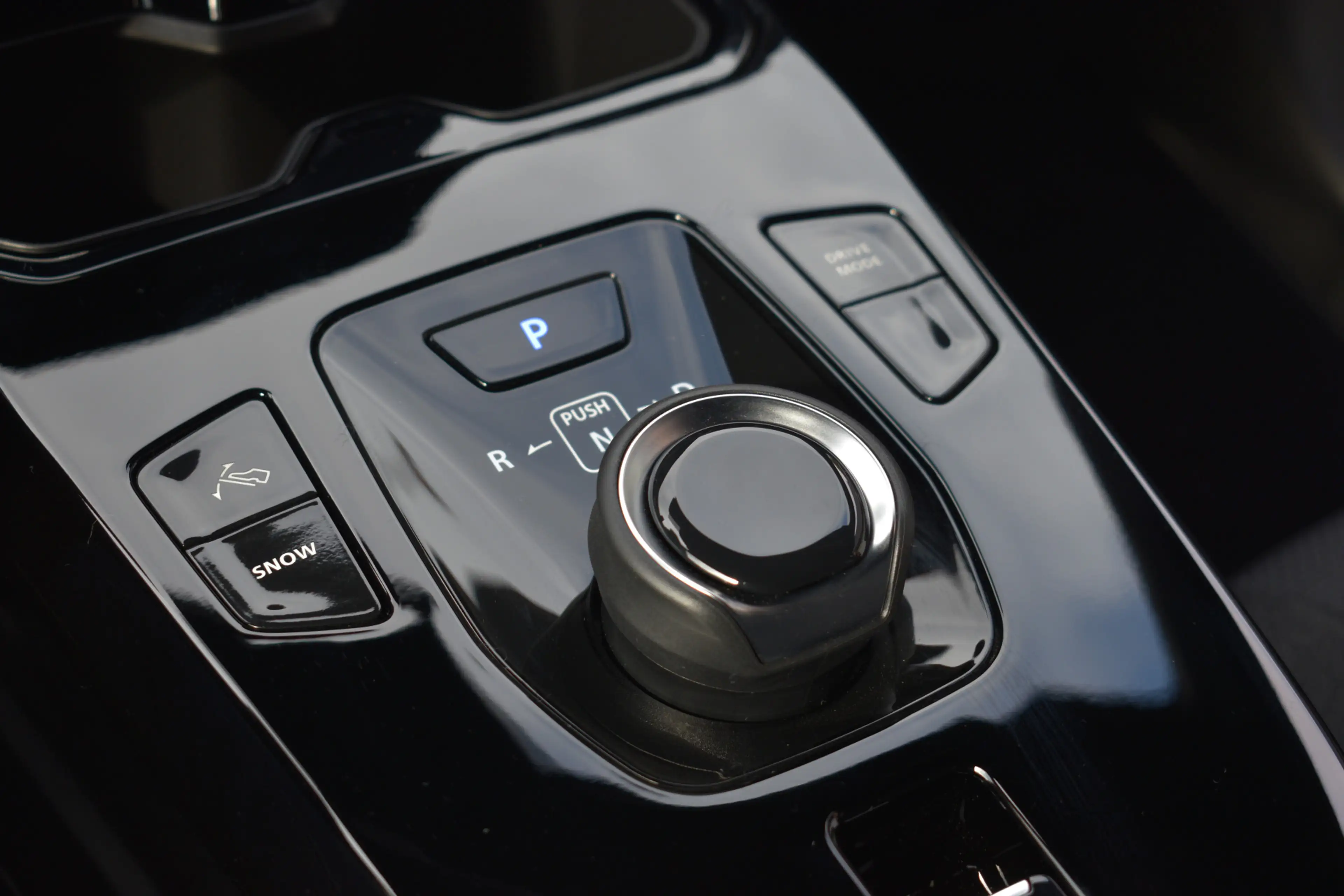 Toyota Urban Cruiser Dynamic 61 kWh Automaat 174pk | Stoel & Stuur verw — photo 4
